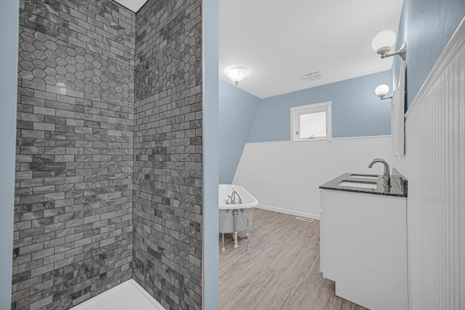 11985 E South Street, Walkerton, IN 46574; Image #12