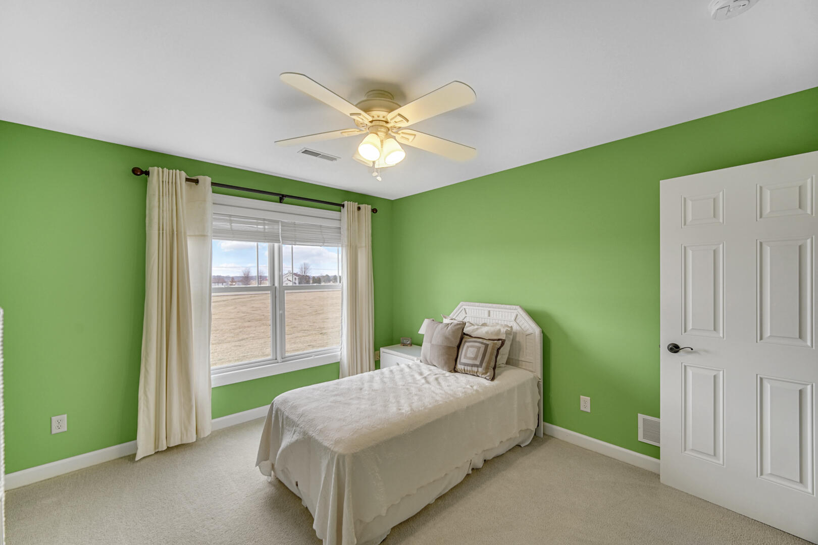 491 W Division Road, Valparaiso, IN 46385; Image #28