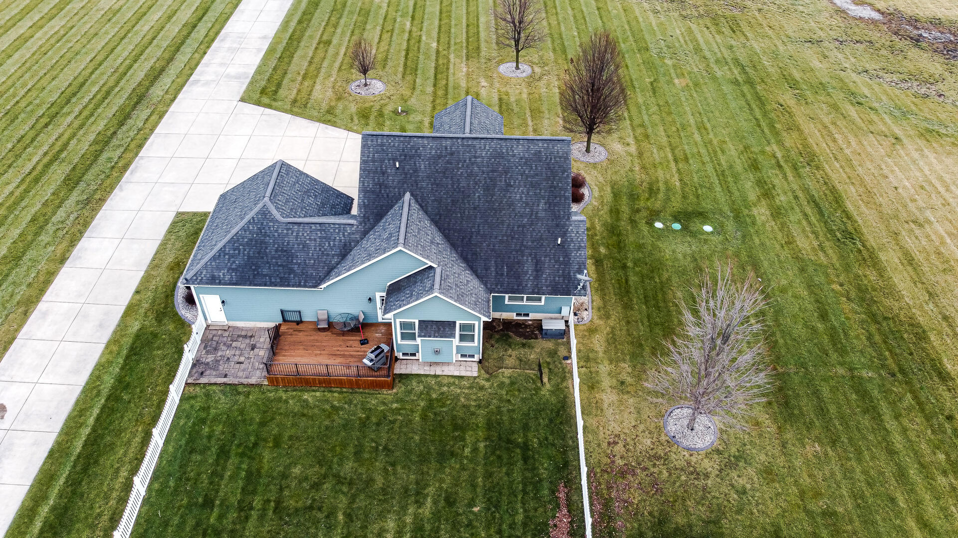 491 W Division Road, Valparaiso, IN 46385; Image #9