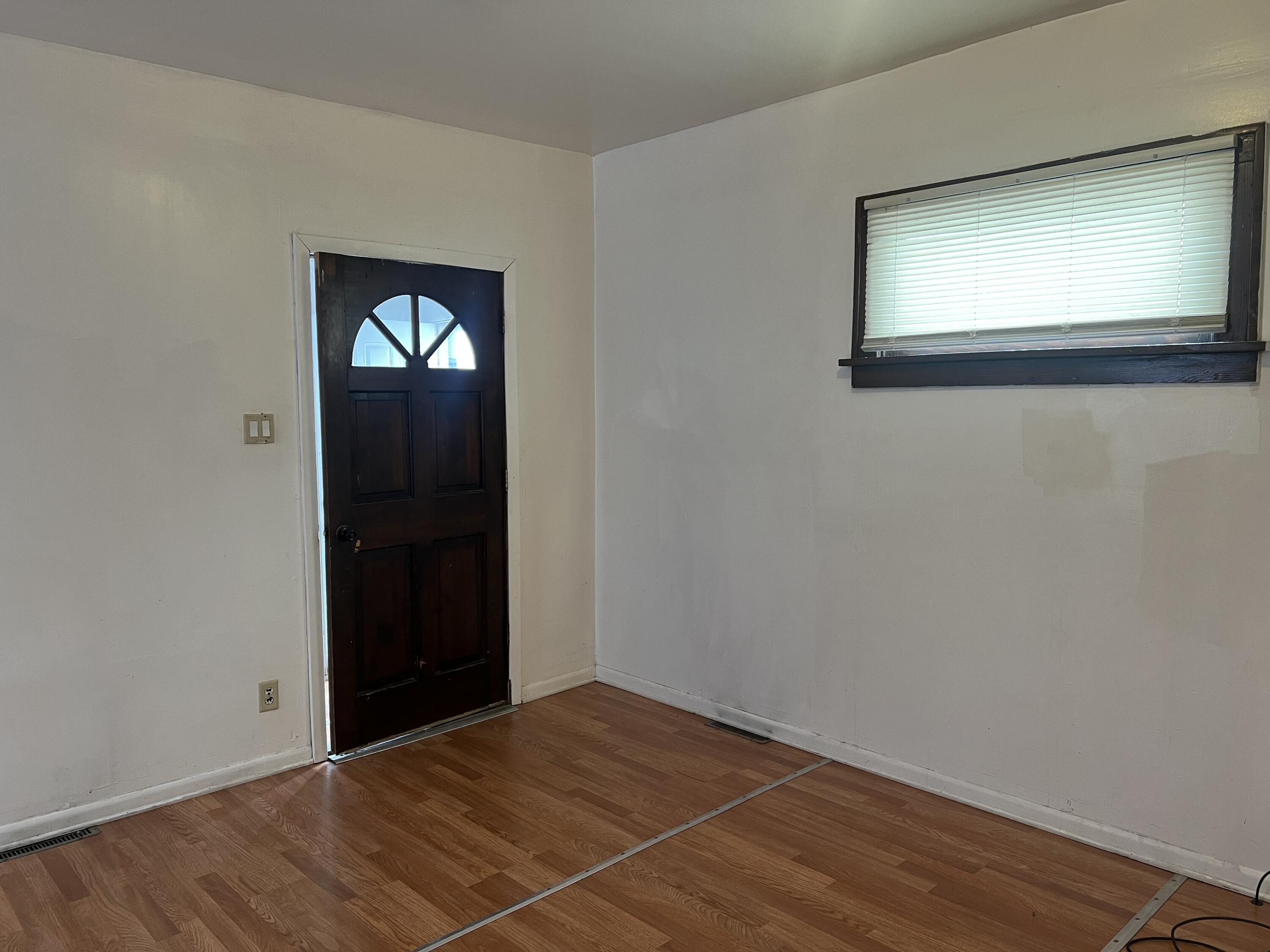 5941 Birch Avenue, Hammond, IN 46320; Image #4