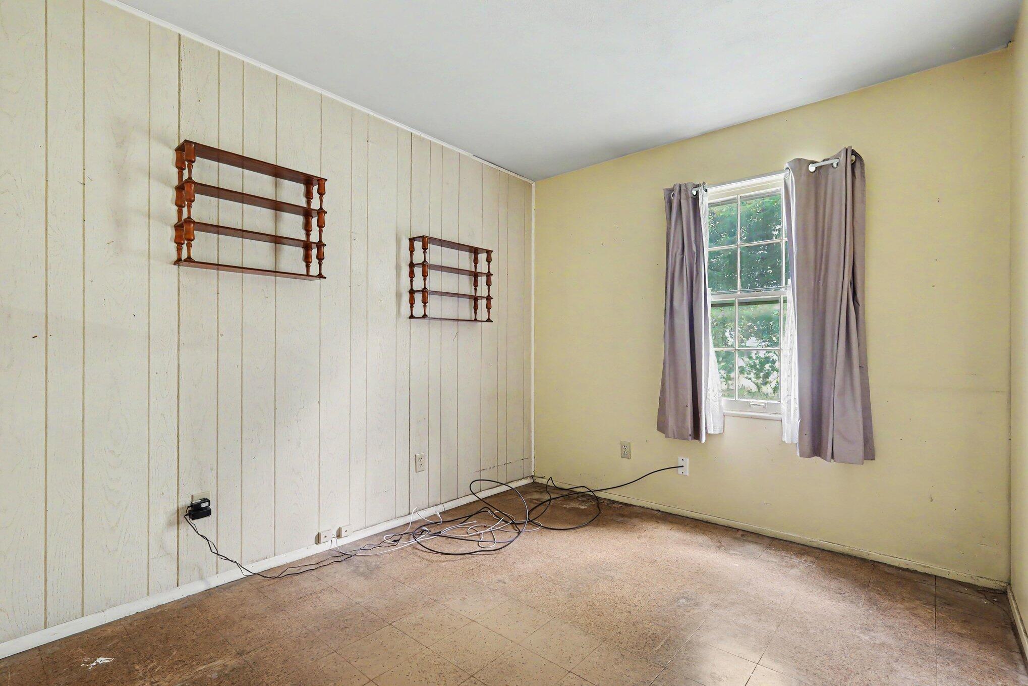 432 Washington Park Boulevard, Michigan City, IN 46360; Image #10