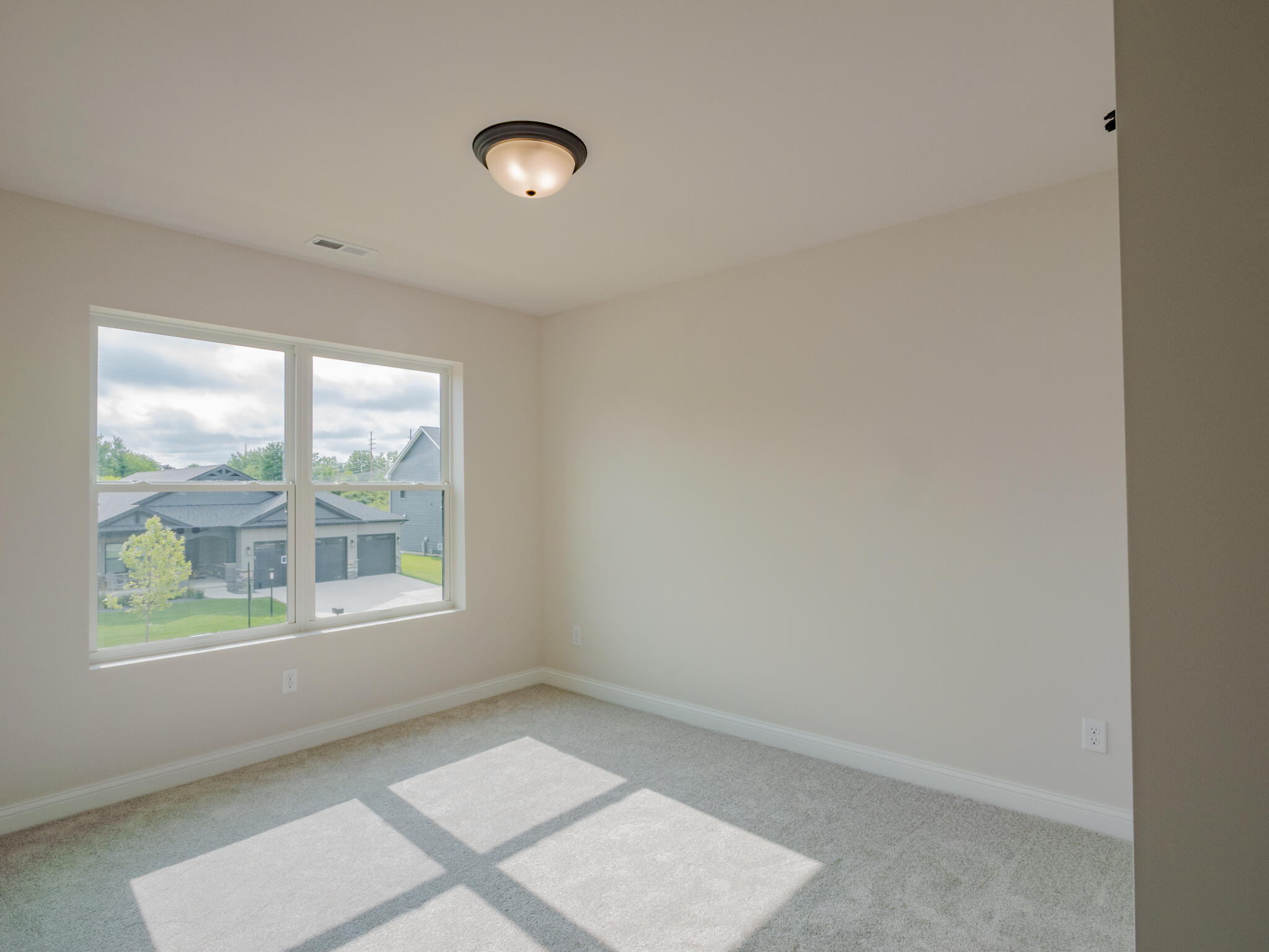 9905 Beacon Pointe Lane, Cedar Lake, IN 46303; Image #10