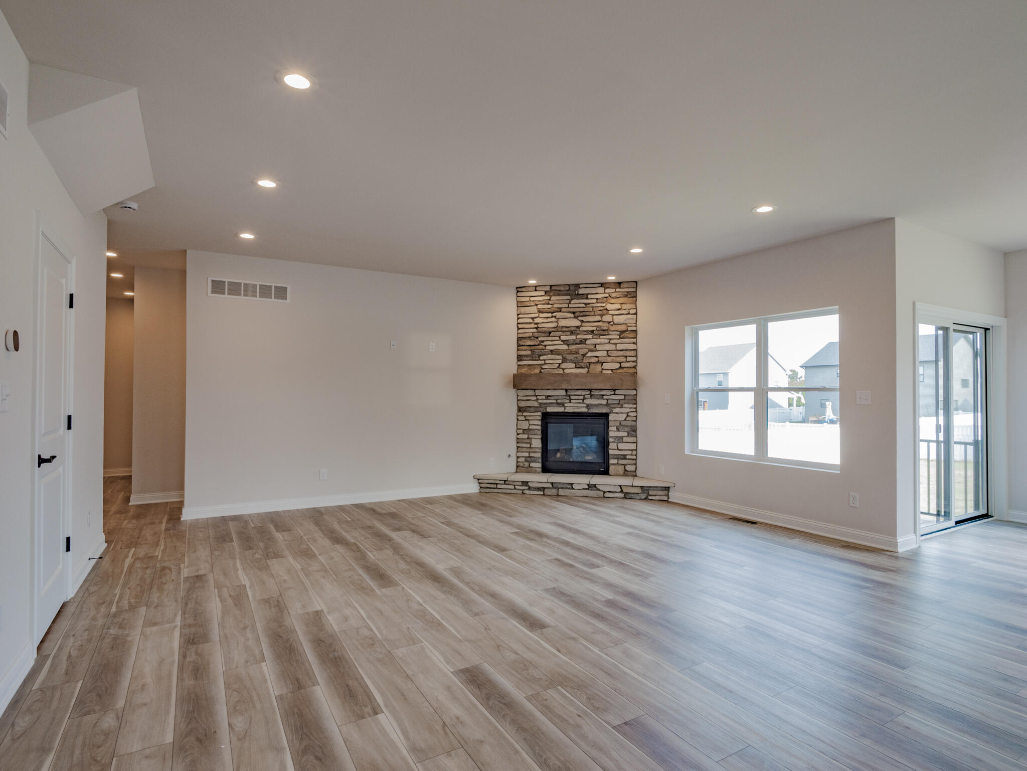 9905 Beacon Pointe Lane, Cedar Lake, IN 46303; Image #7