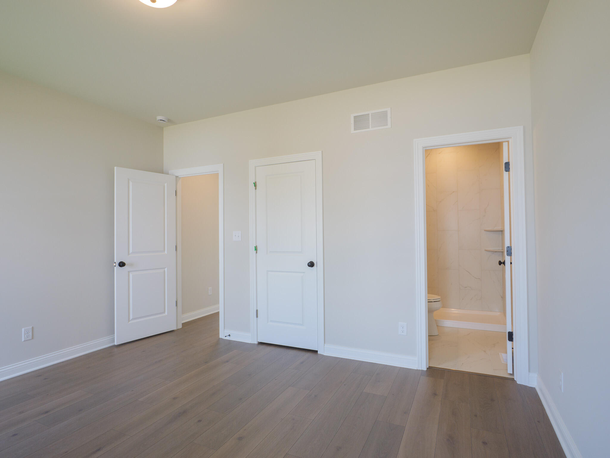 1861 Trailbrook Drive, Valparaiso, IN 46385; Image #13