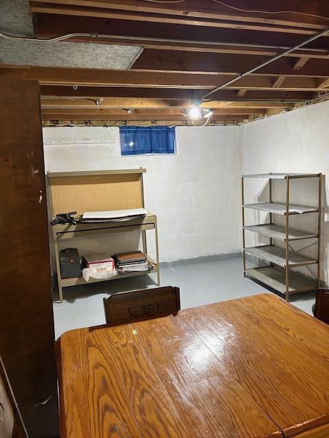9401 Fran Lin Pkwy, Munster, IN 46321; Image #37