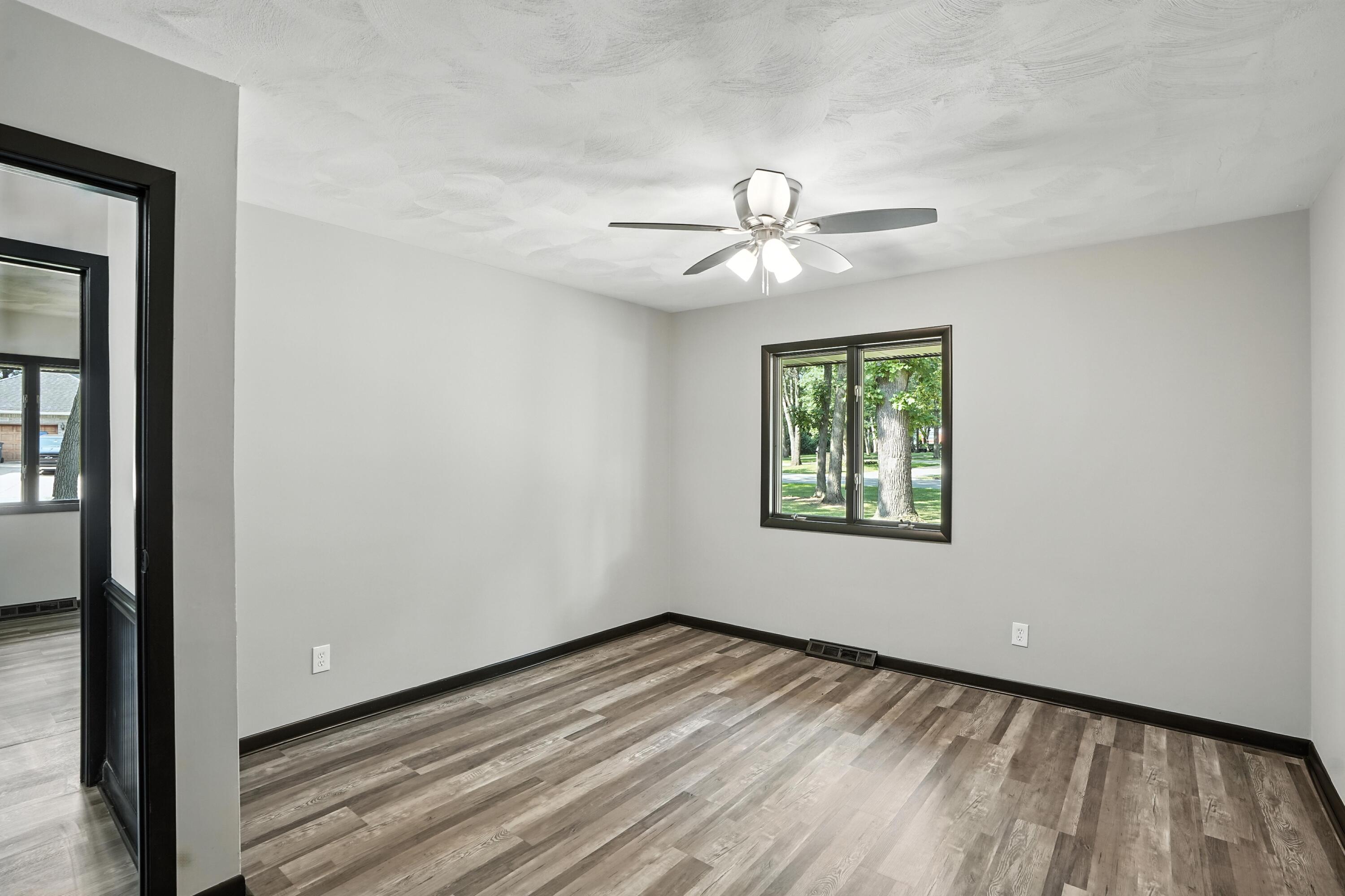2711 Edgewood Drive, Dyer, IN 46311; Image #32