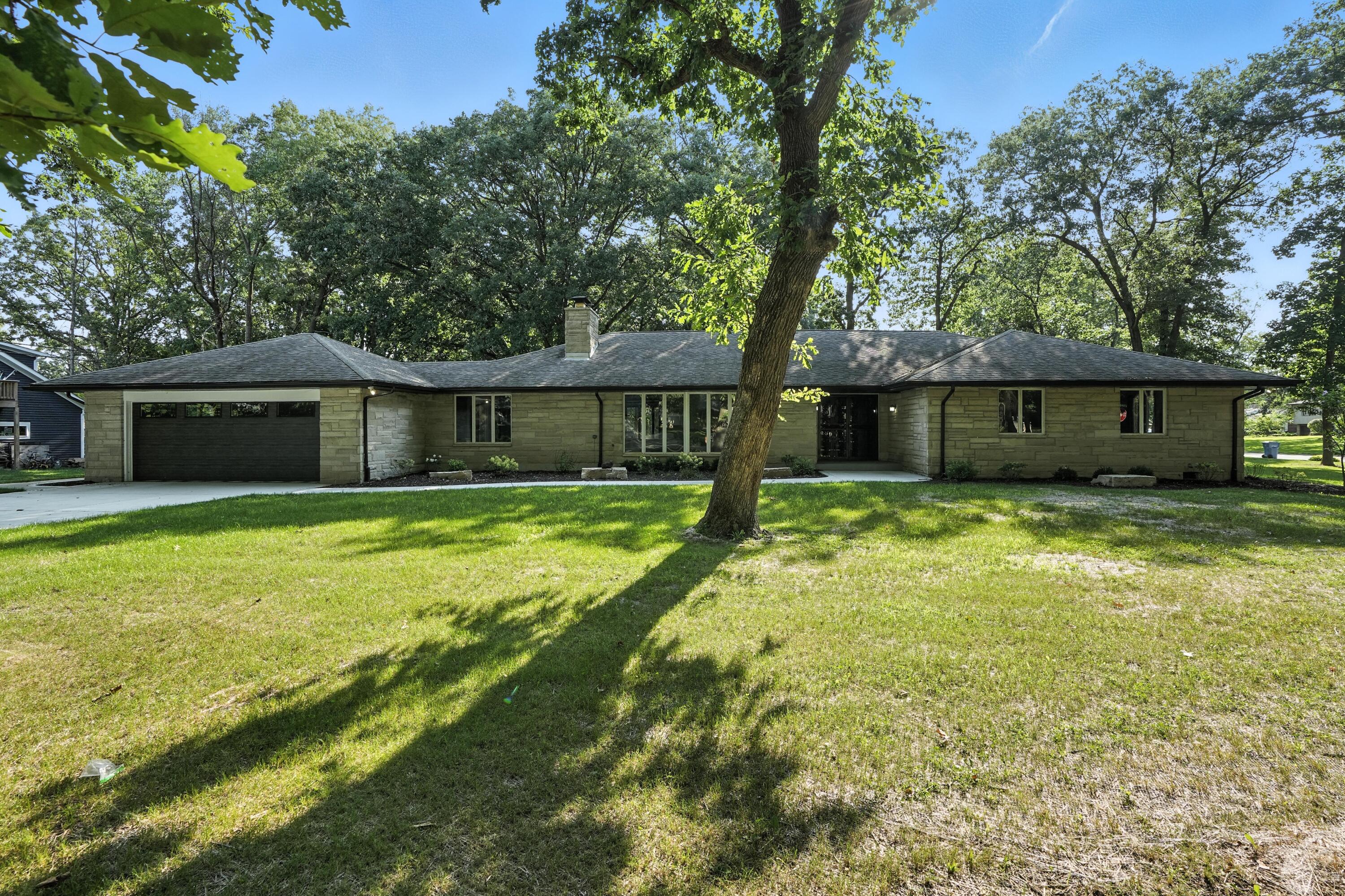 2711 Edgewood Drive, Dyer, IN 46311; Image #40