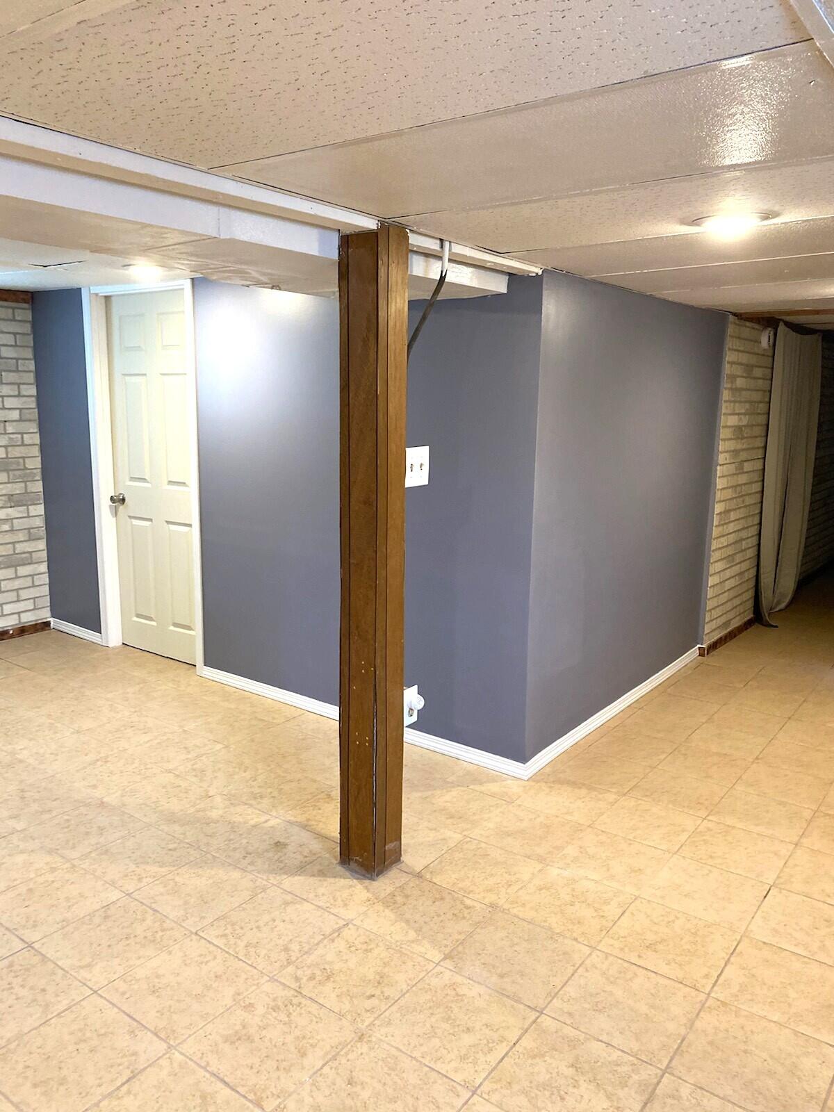 1212 W Taft Street, Gary, IN 46404; Image #30