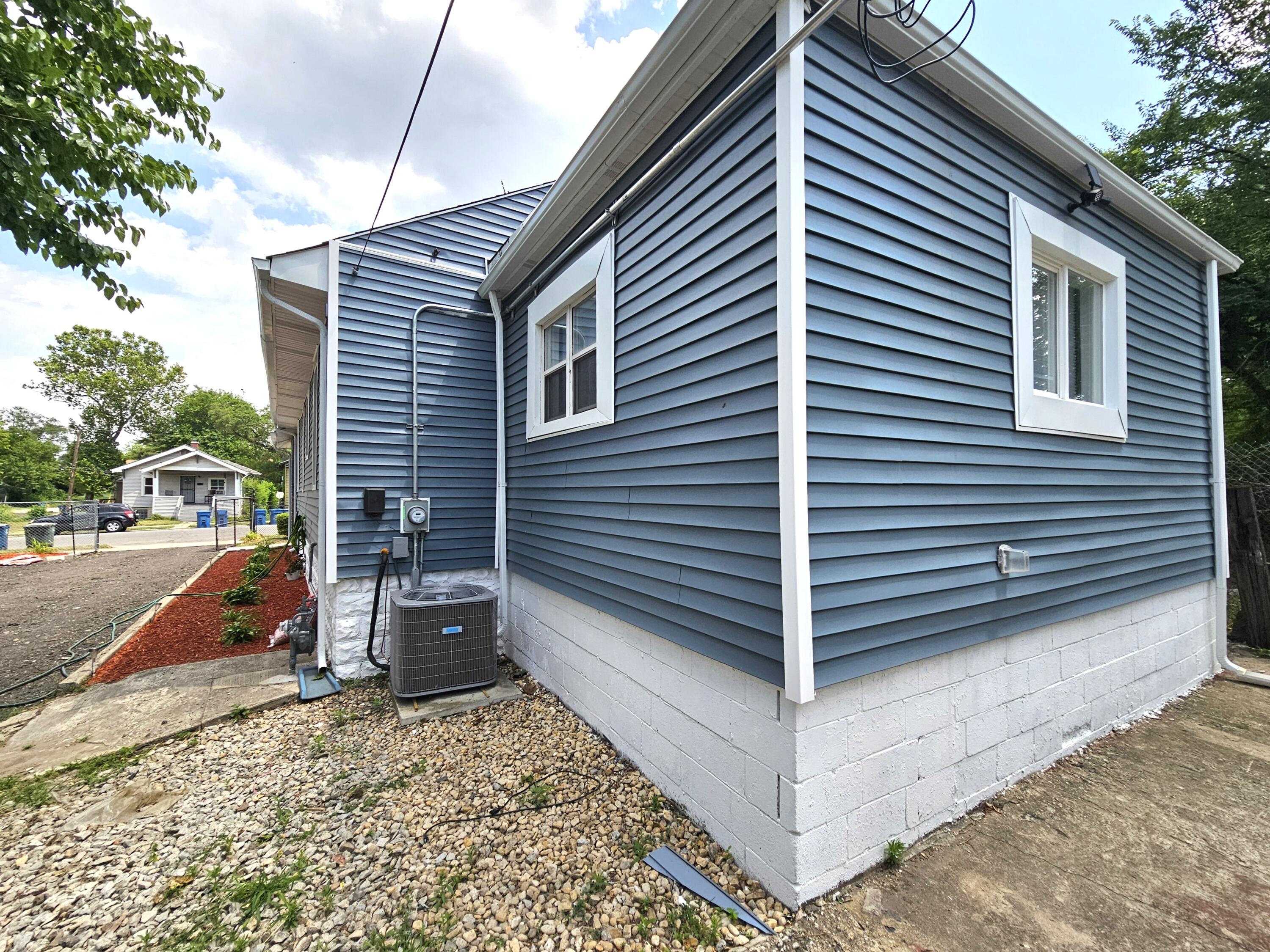 1212 W Taft Street, Gary, IN 46404; Image #50