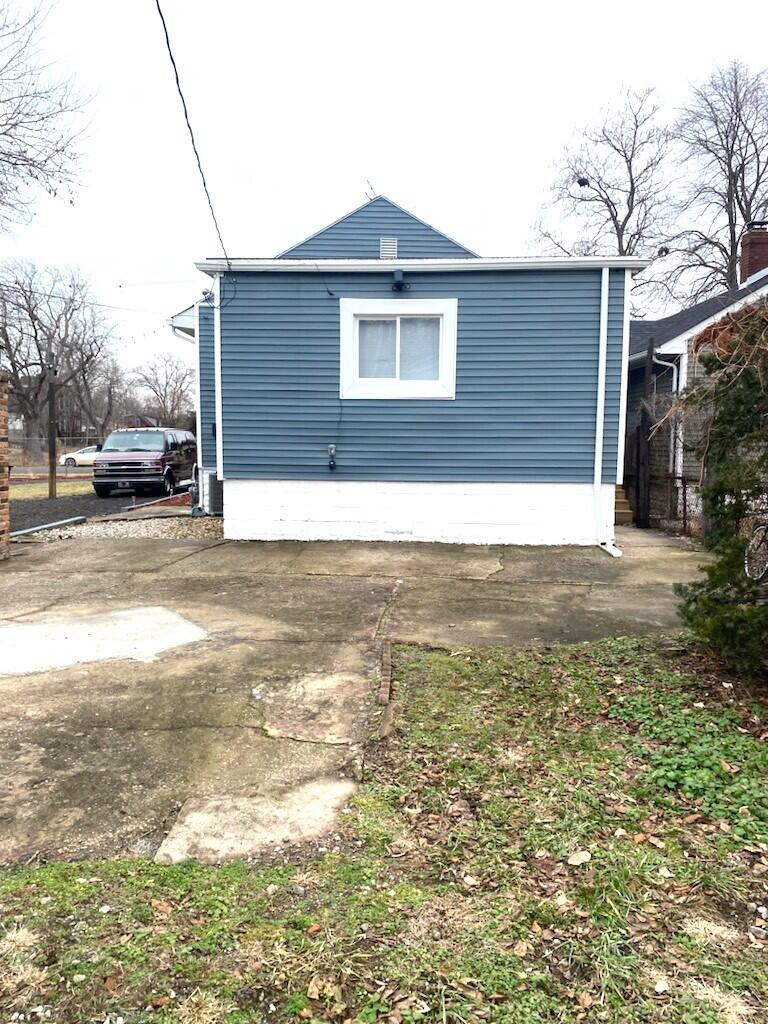 1212 W Taft Street, Gary, IN 46404; Image #51