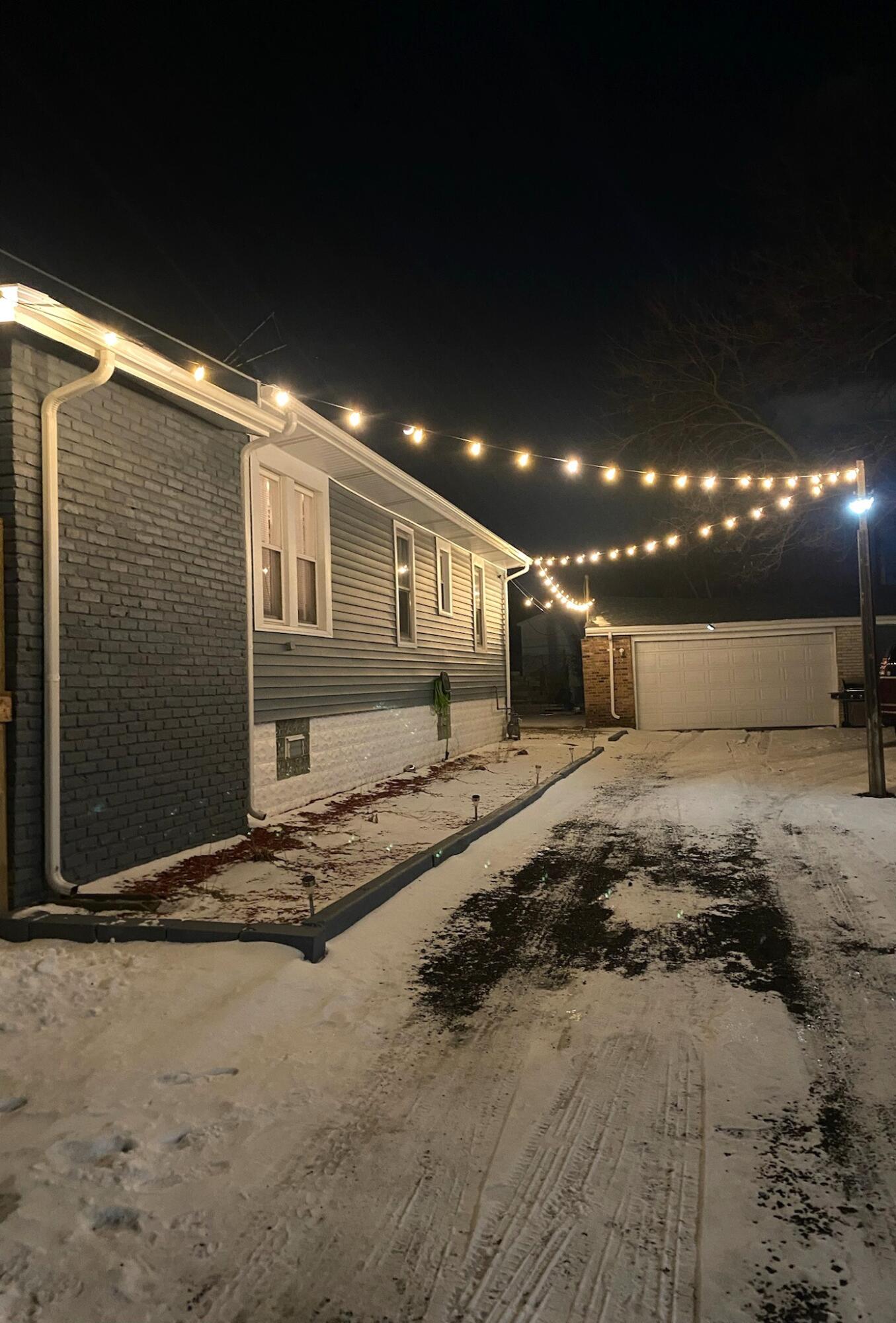 1212 W Taft Street, Gary, IN 46404; Image #52