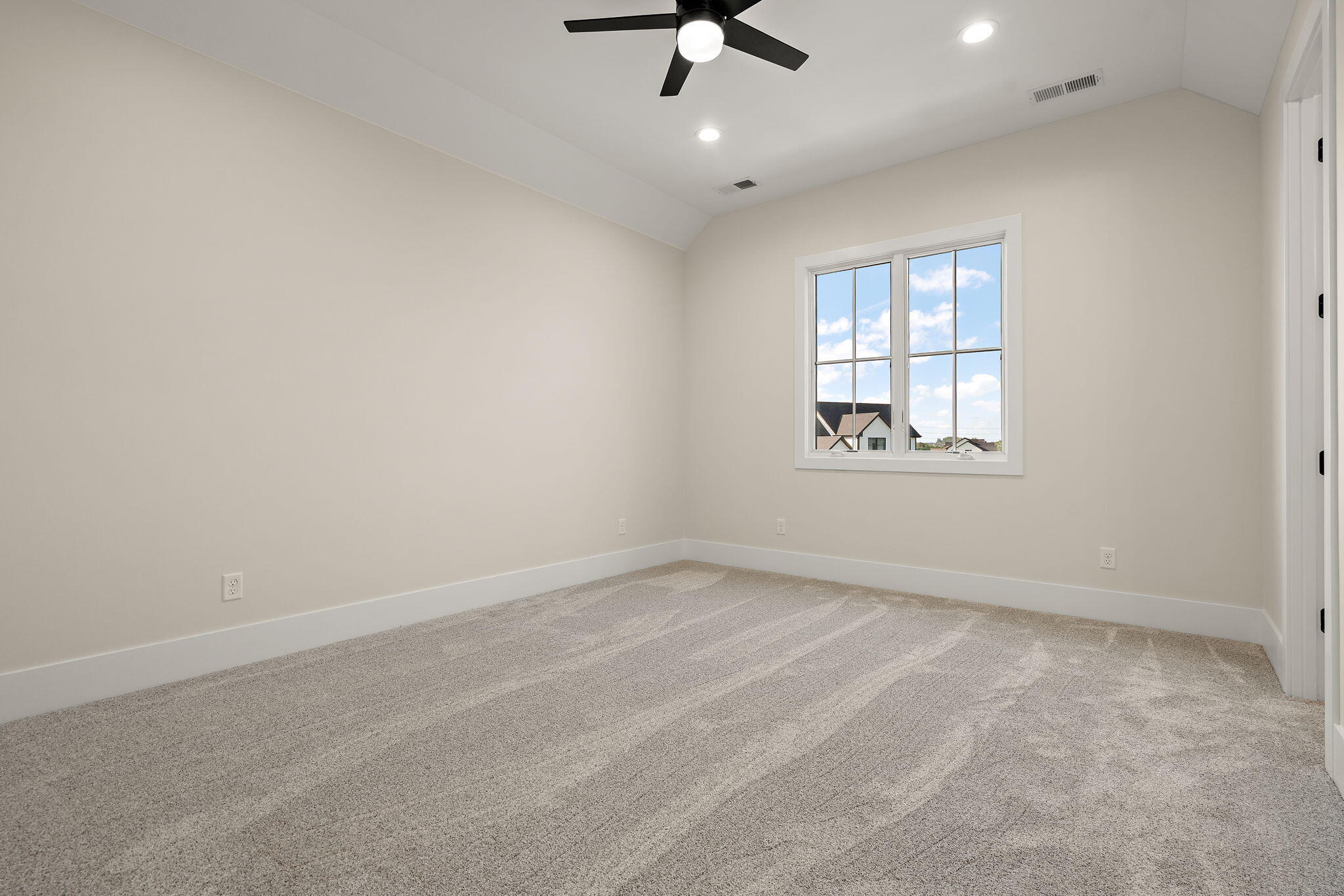 13822 Waterleaf Drive, St. John, IN 46373; Image #52