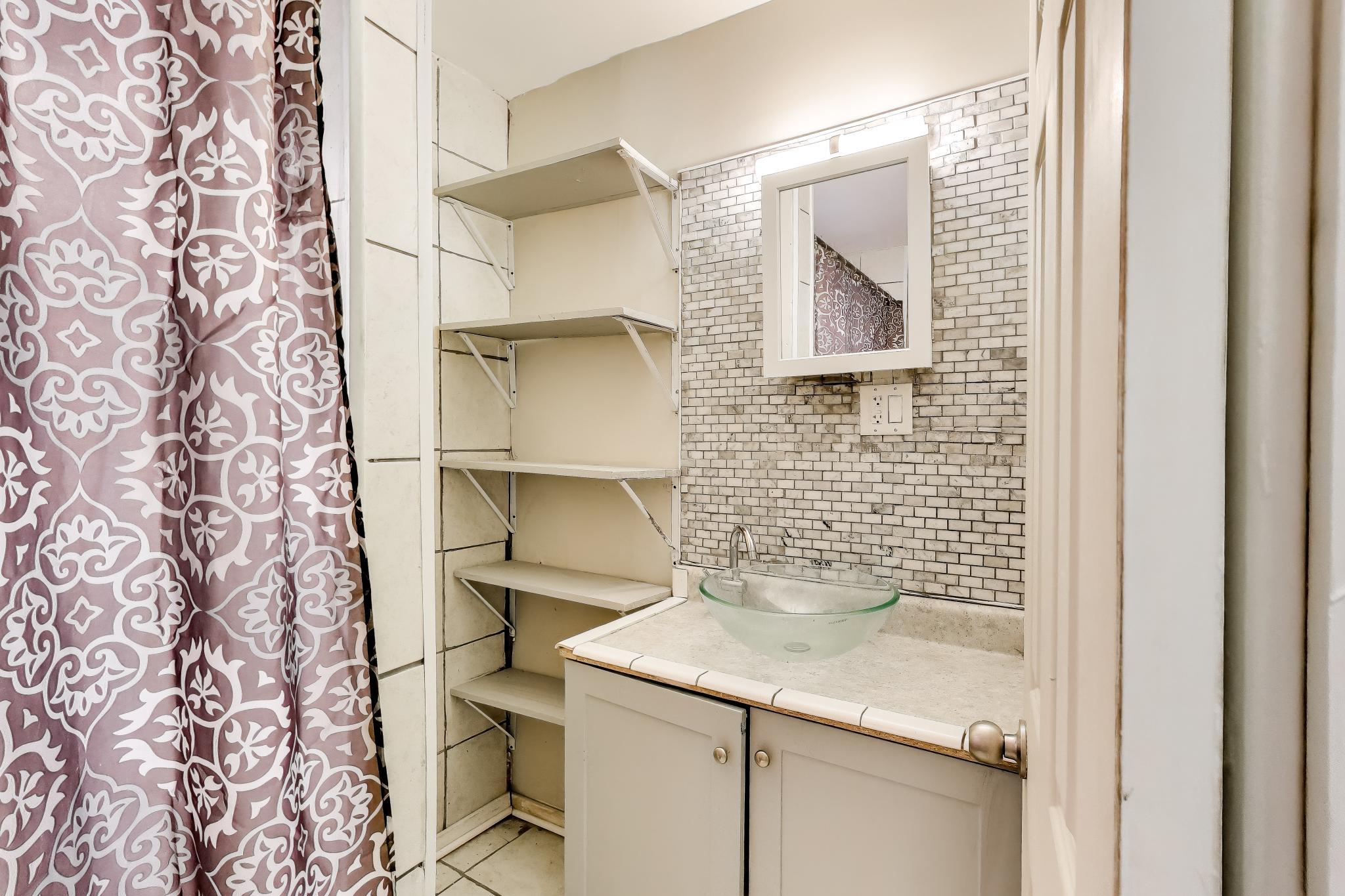 2550 Harrison, Gary, IN 46407; Image #16