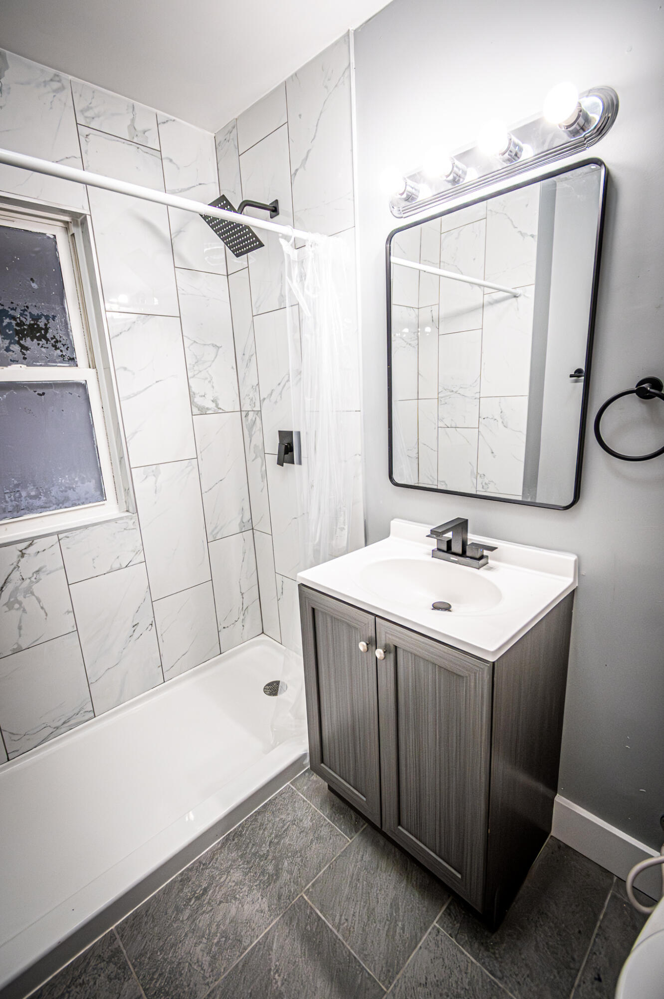 4181 Monroe Street, Gary, IN 46408; Image #16