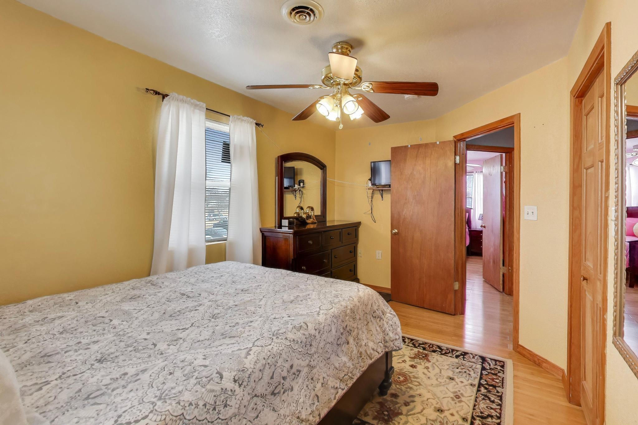 6720 Carolina Avenue, Hammond, IN 46323; Image #13