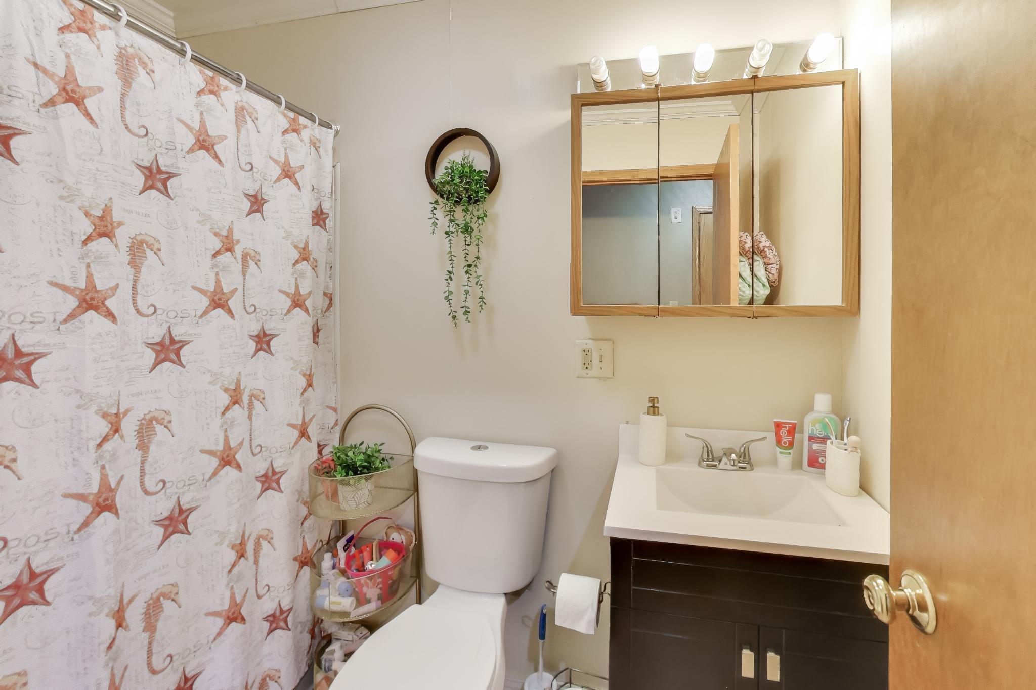 6720 Carolina Avenue, Hammond, IN 46323; Image #20