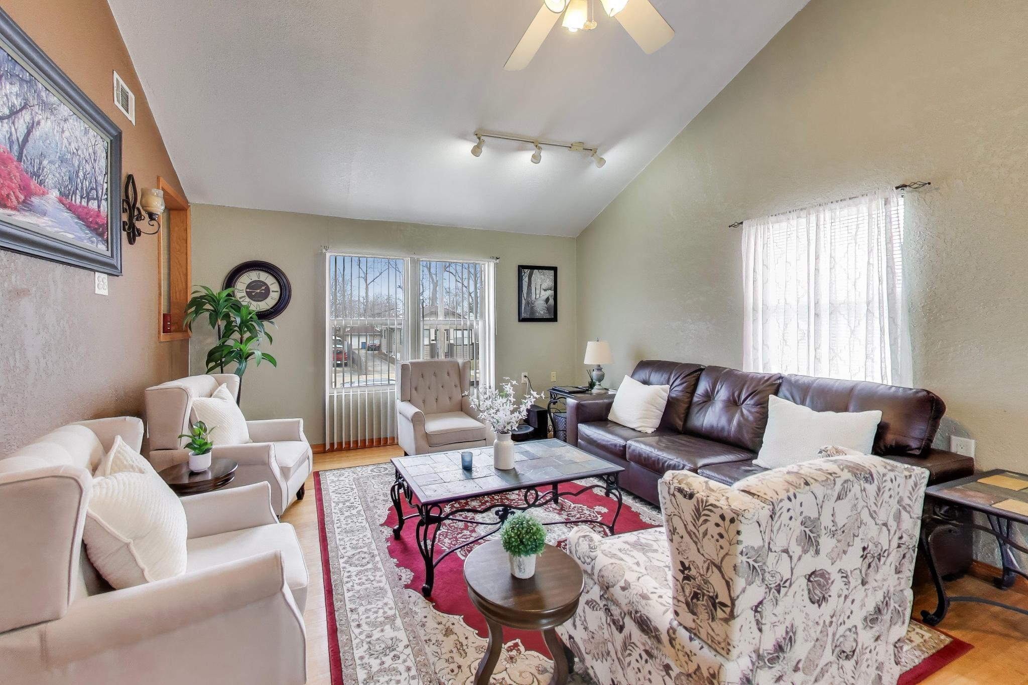 6720 Carolina Avenue, Hammond, IN 46323; Image #4