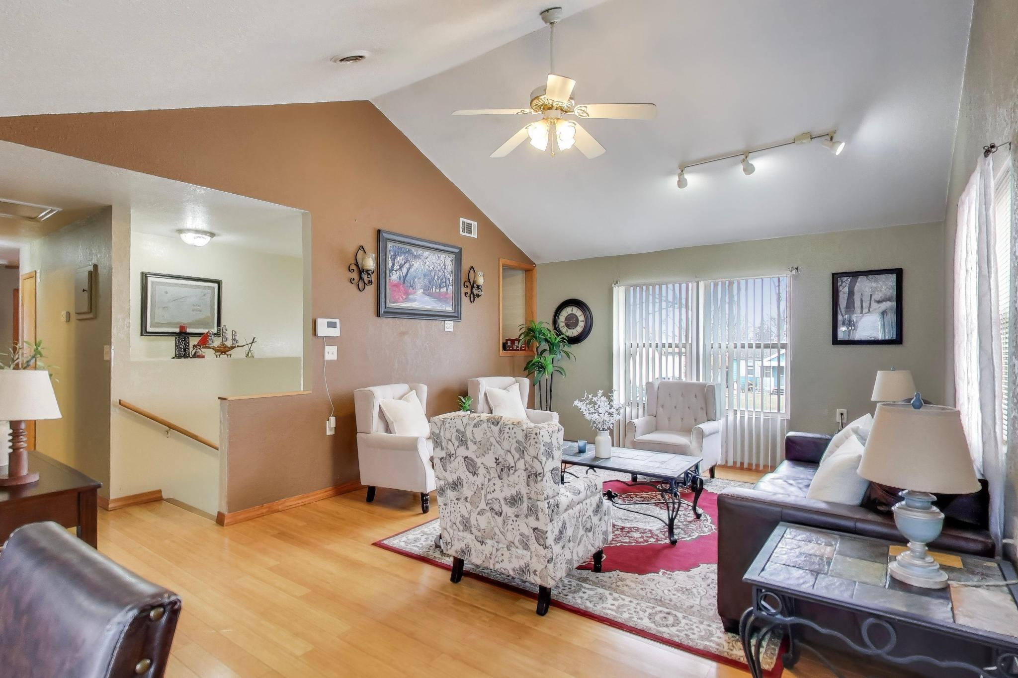 6720 Carolina Avenue, Hammond, IN 46323; Image #5