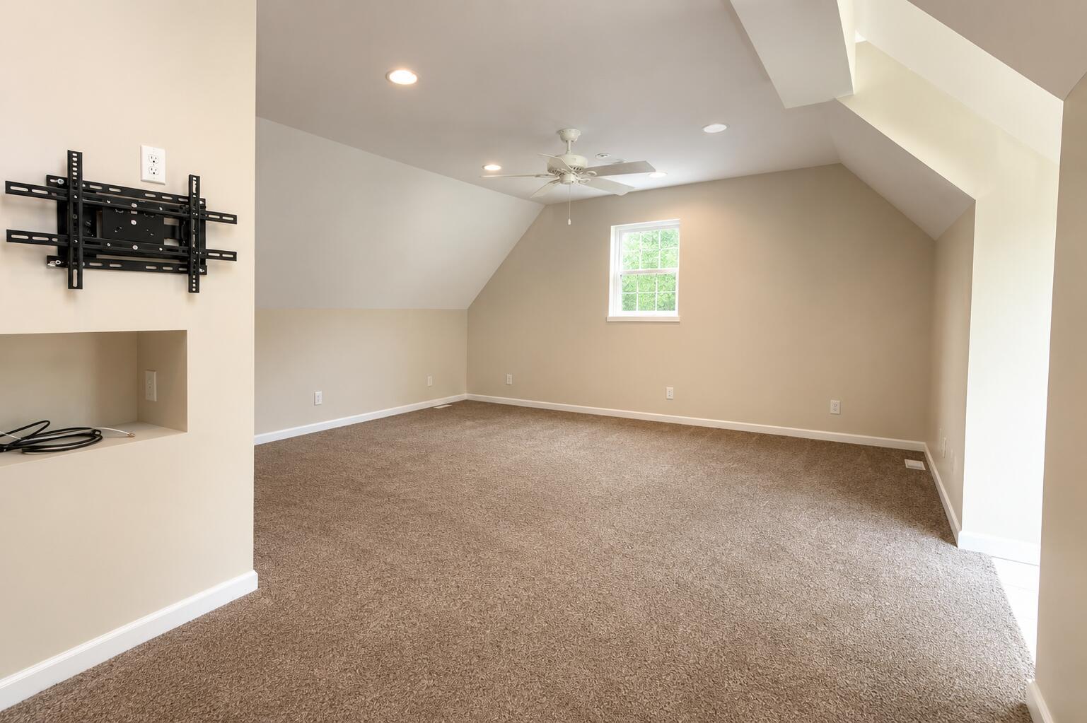 2688 N Goldring Road, La Porte, IN 46350; Image #39