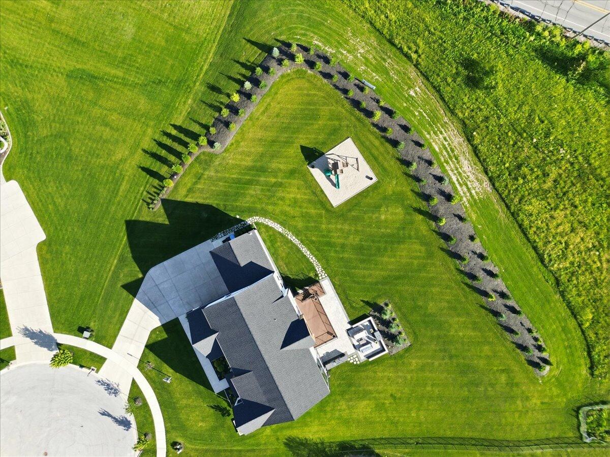 10092 Tall Grass Trail, St. John, IN 46373; Image #98