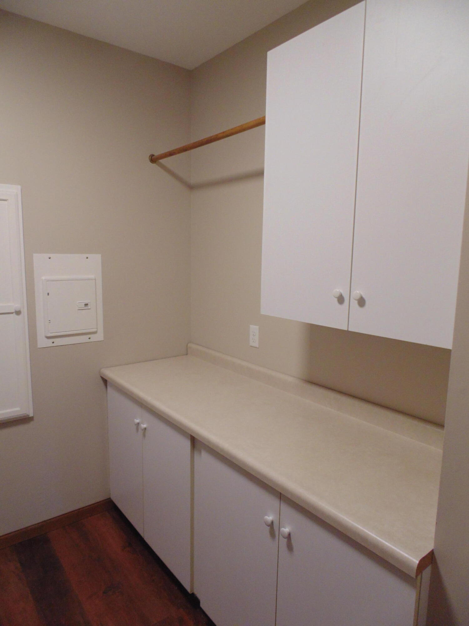 8508 Pine Avenue, Gary, IN 46403; Image #27