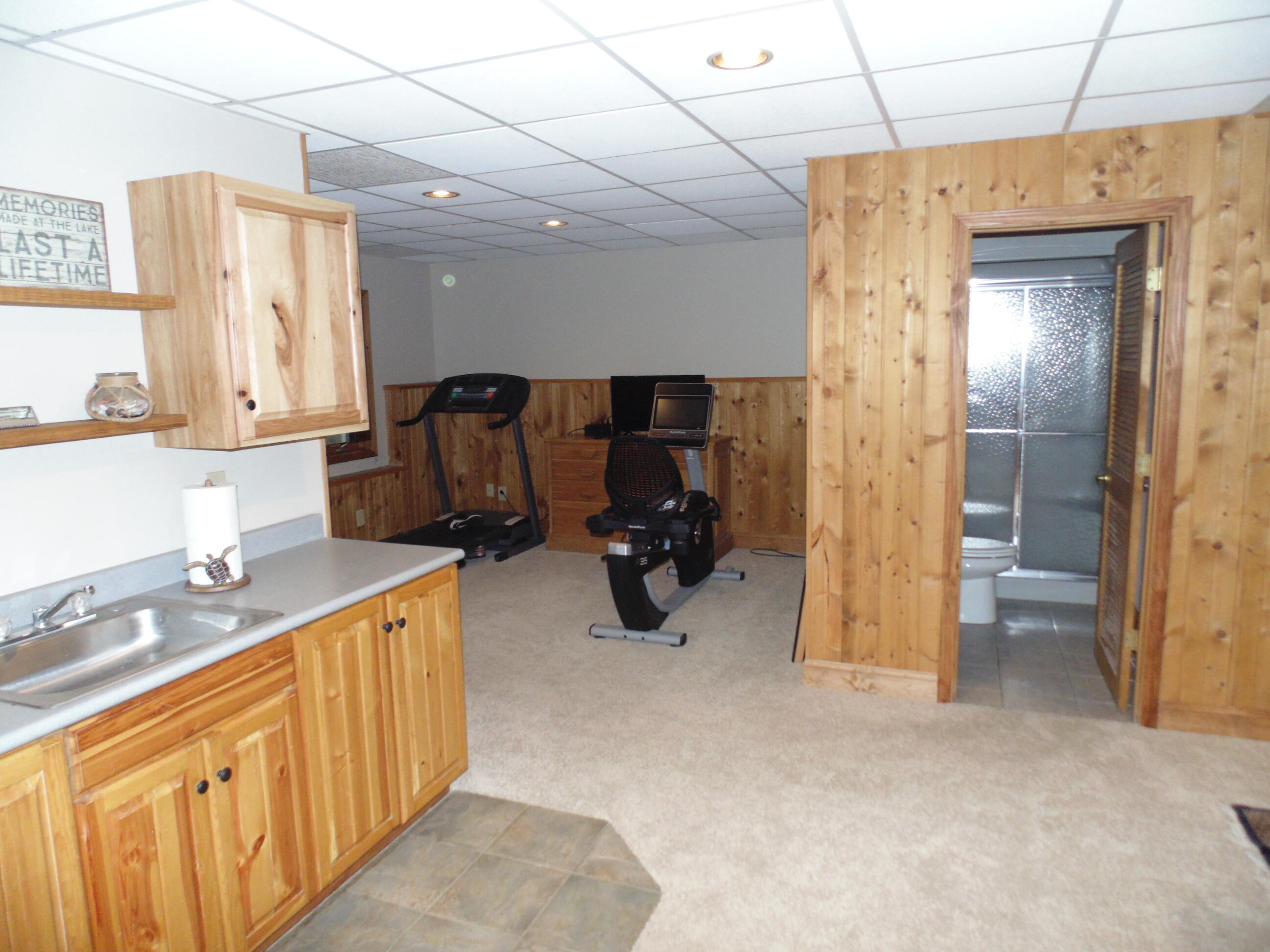 8508 Pine Avenue, Gary, IN 46403; Image #40