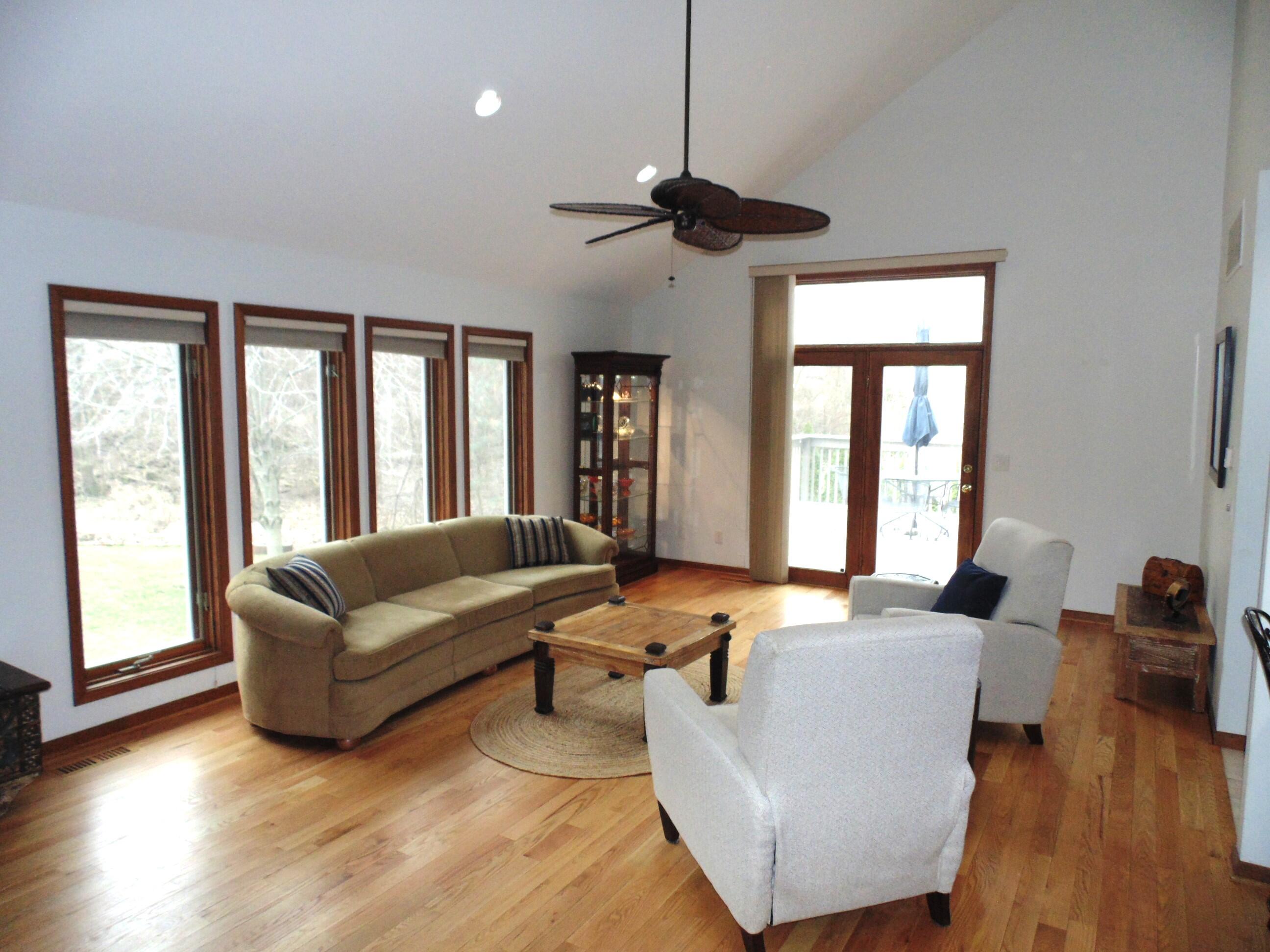 8508 Pine Avenue, Gary, IN 46403; Image #9