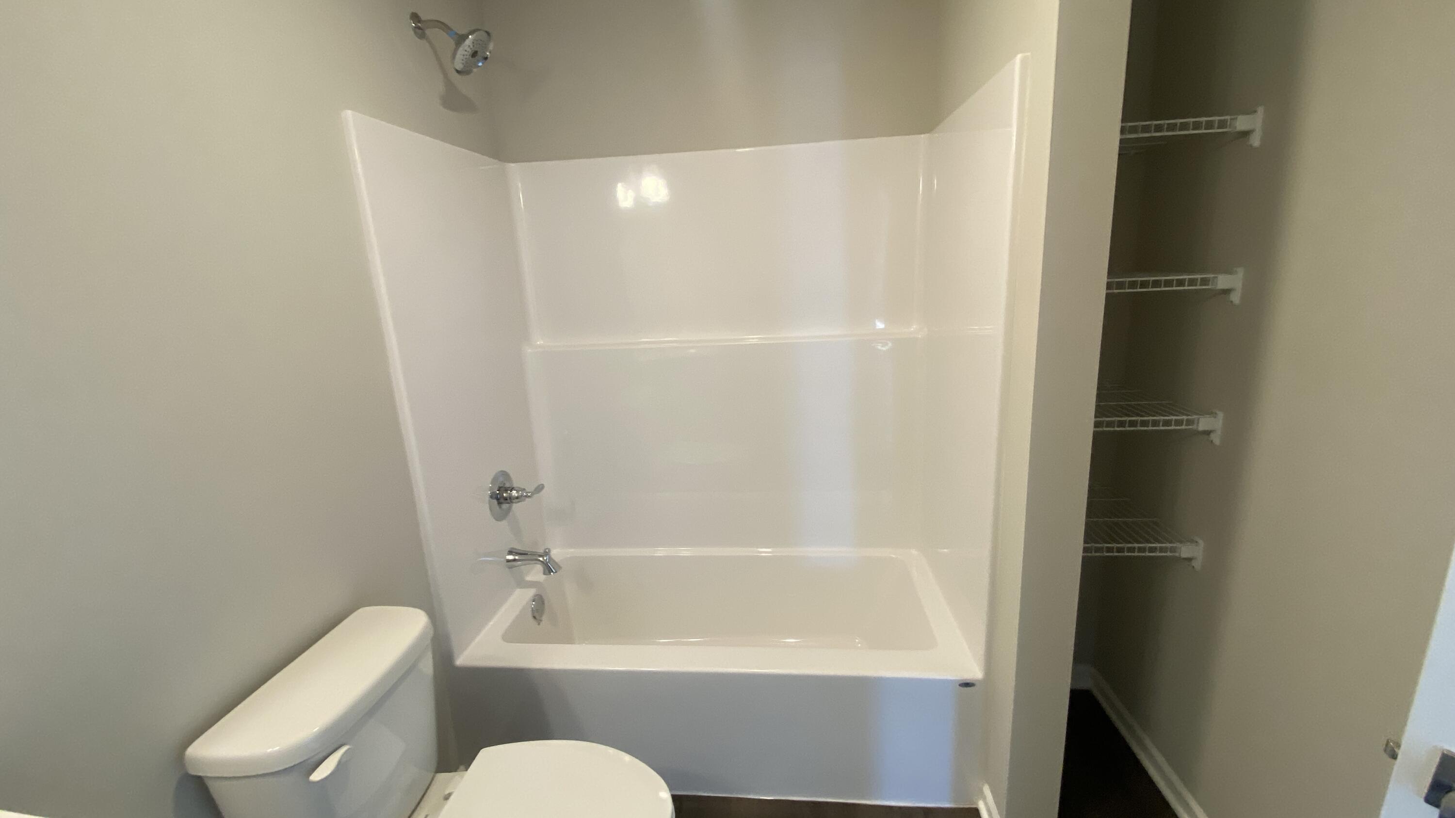 5600 Fountain Circle, Winfield, IN 46307; Image #46