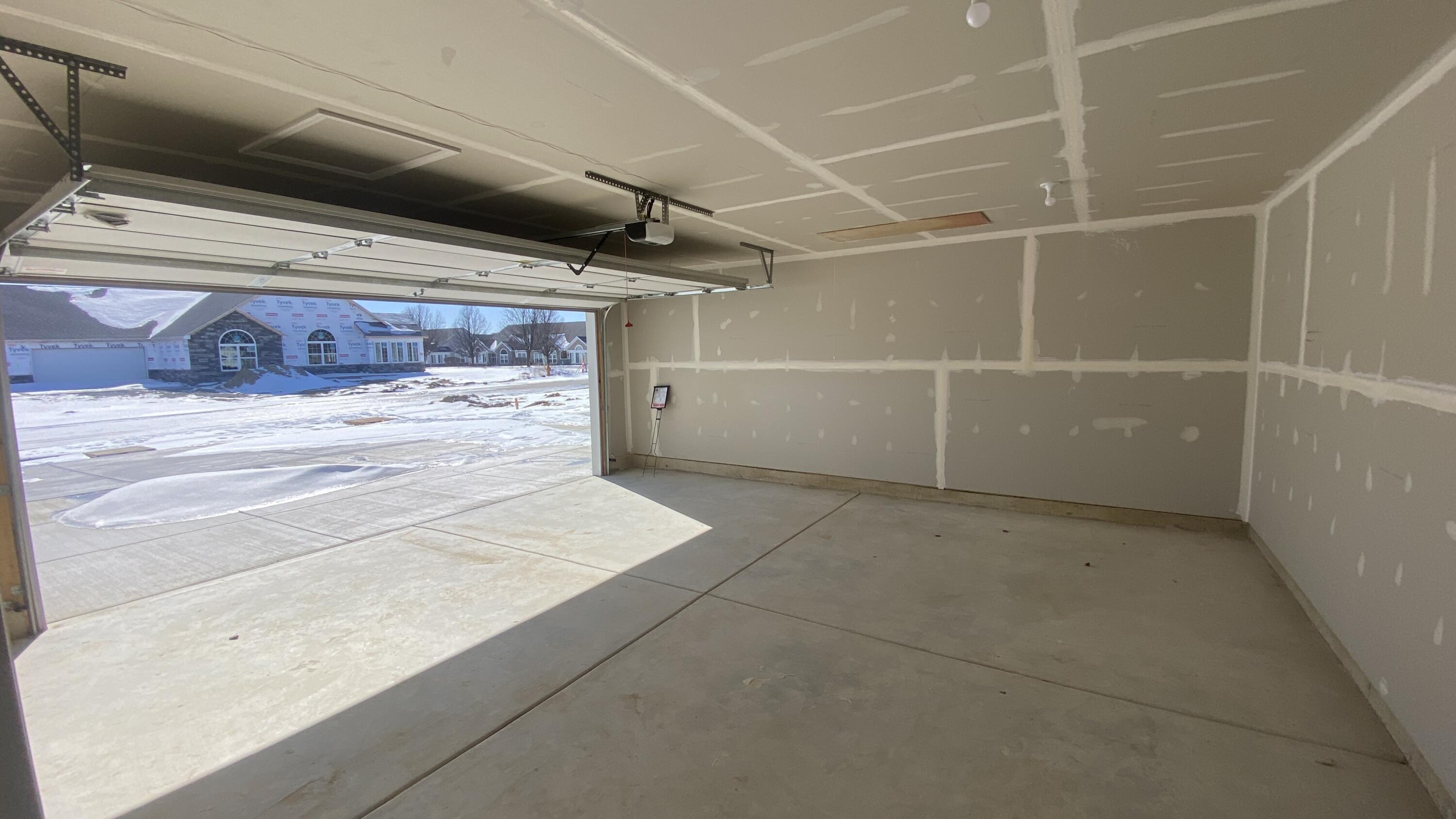 5600 Fountain Circle, Winfield, IN 46307; Image #50