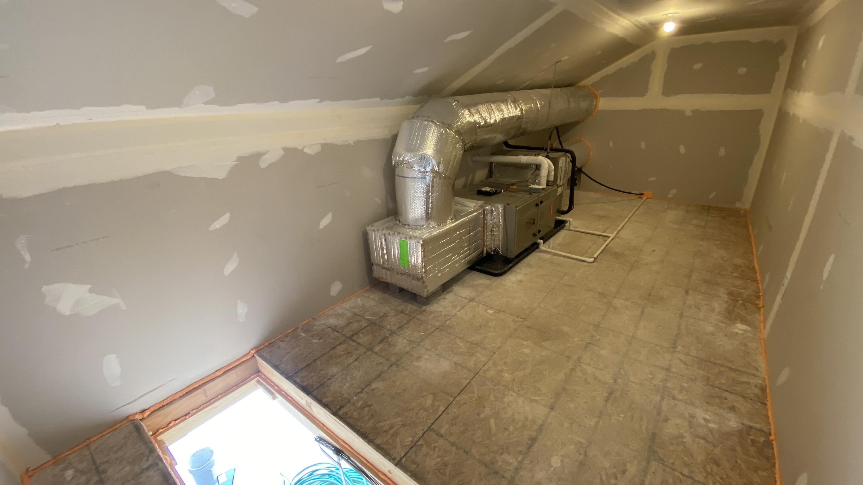 5600 Fountain Circle, Winfield, IN 46307; Image #71