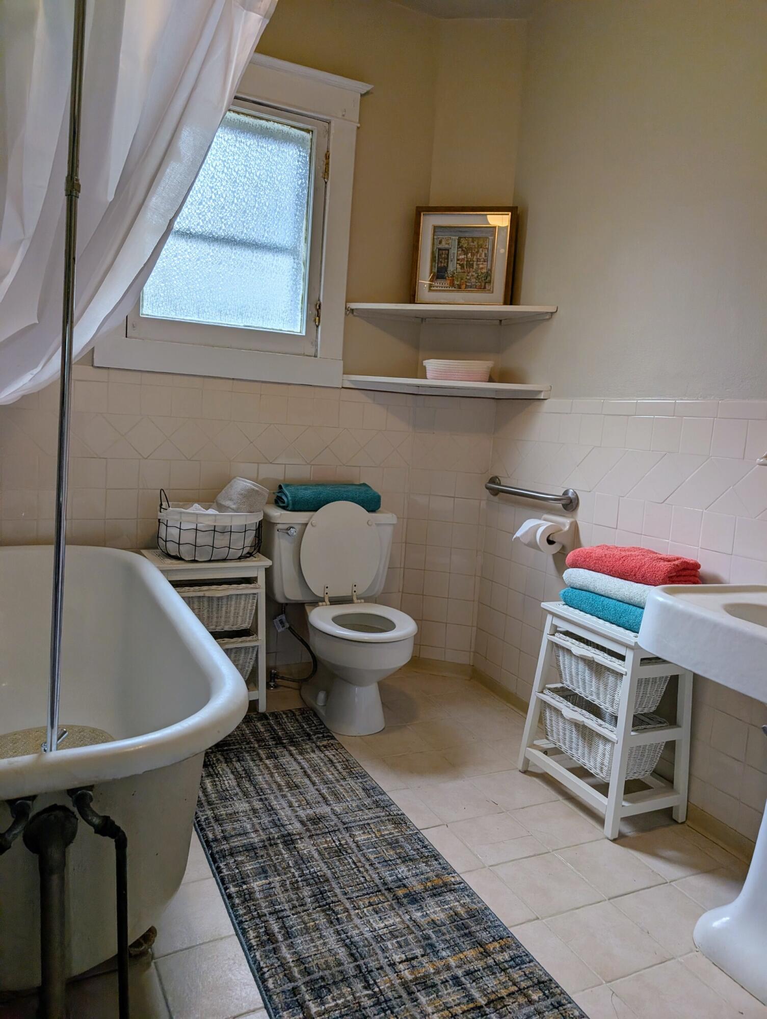 724 Garfield Street, Hobart, IN 46342; Image #4