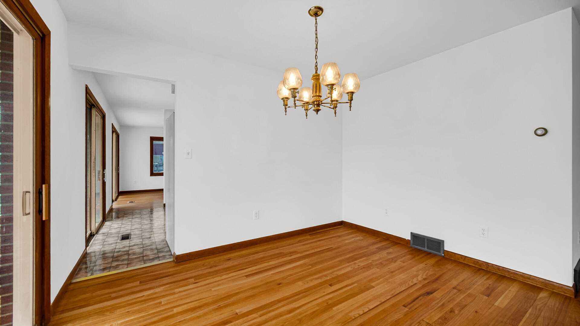 2212 Southwest Road, La Porte, IN 46350; Image #11