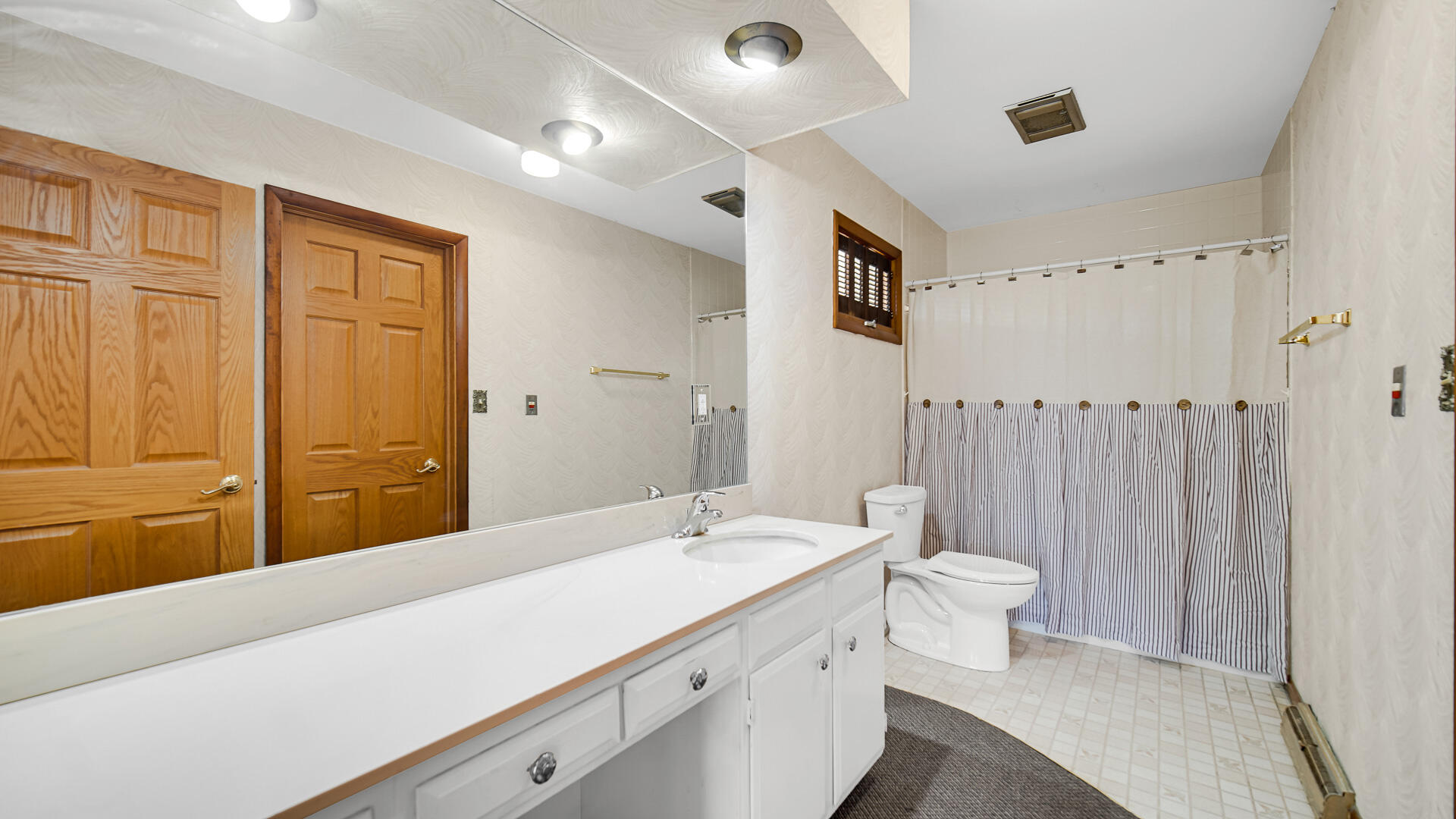 2212 Southwest Road, La Porte, IN 46350; Image #24