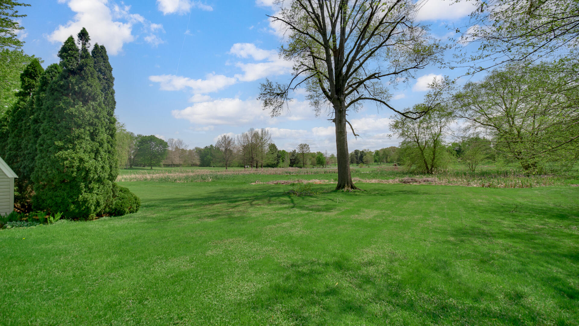 2212 Southwest Road, La Porte, IN 46350; Image #57