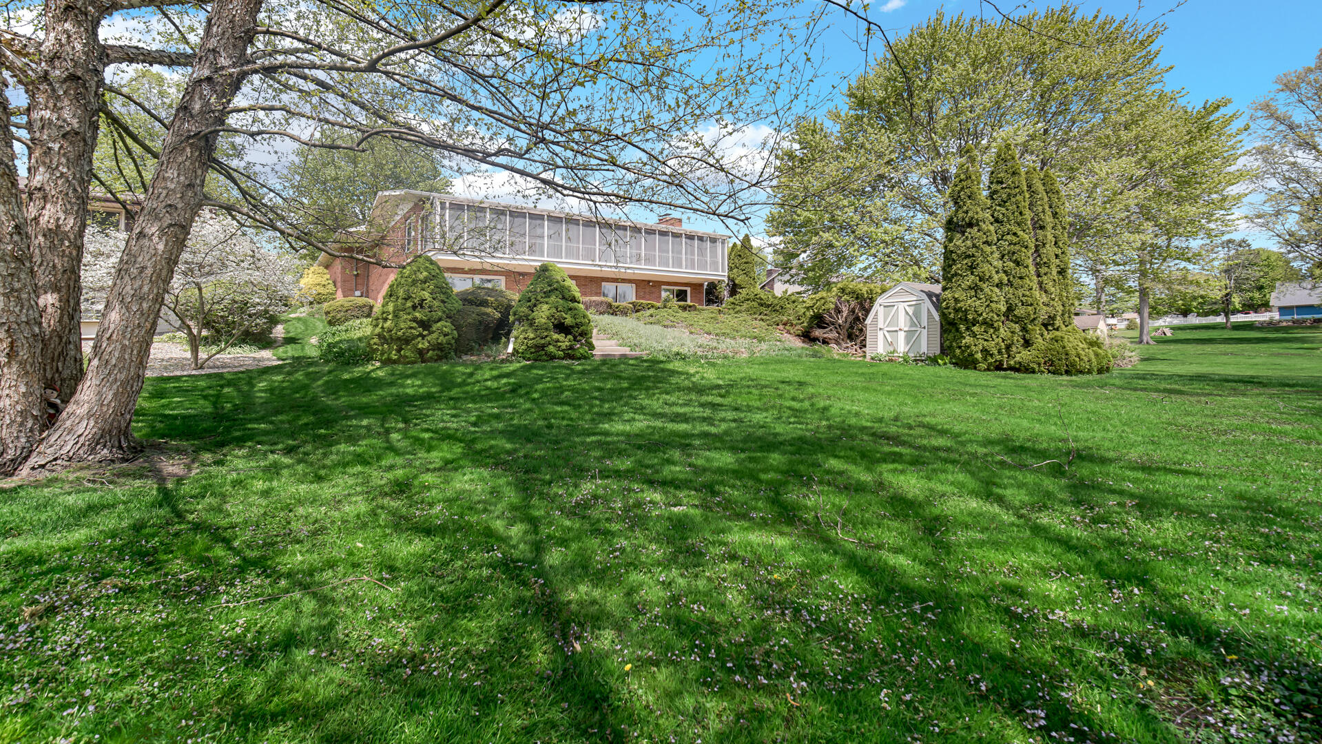 2212 Southwest Road, La Porte, IN 46350; Image #62