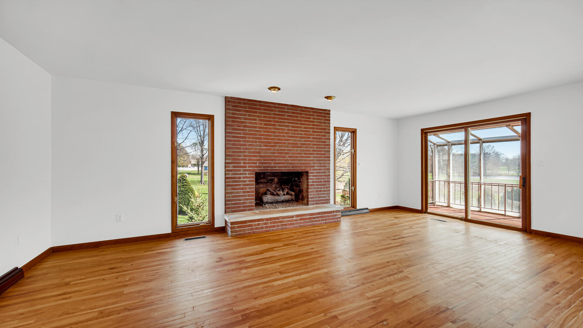 2212 Southwest Road, La Porte, IN 46350; Image #7