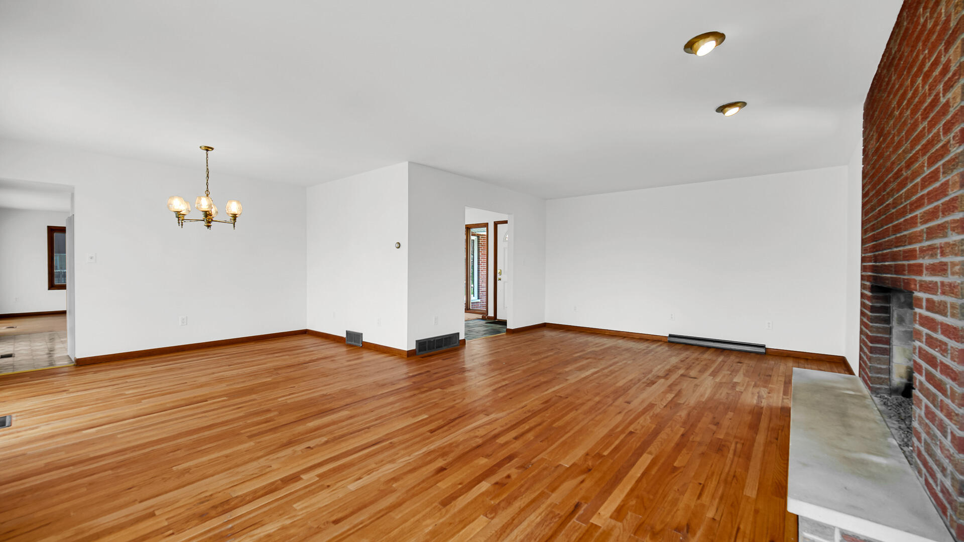 2212 Southwest Road, La Porte, IN 46350; Image #9