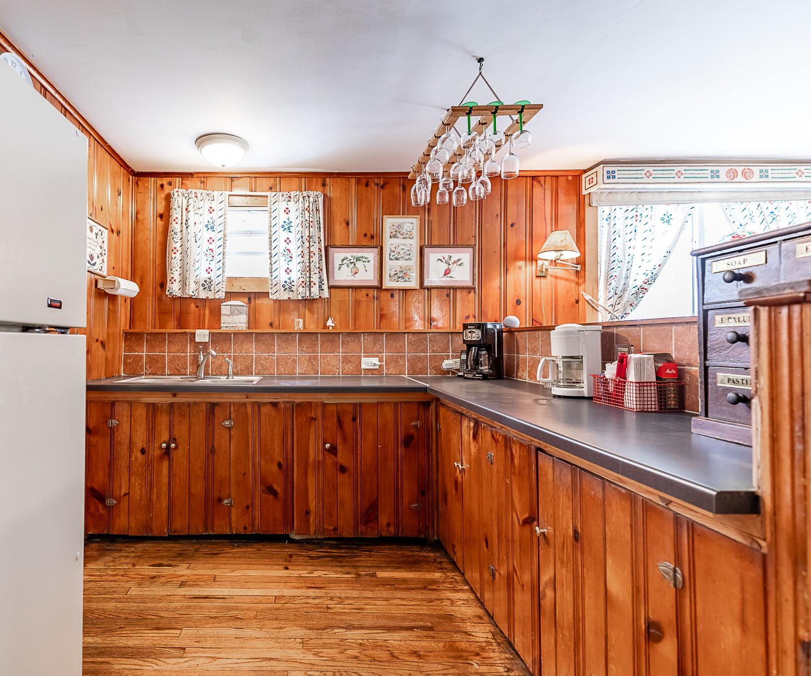 33 S Lake Shore County Road, Beverly Shores, IN 46301; Image #12