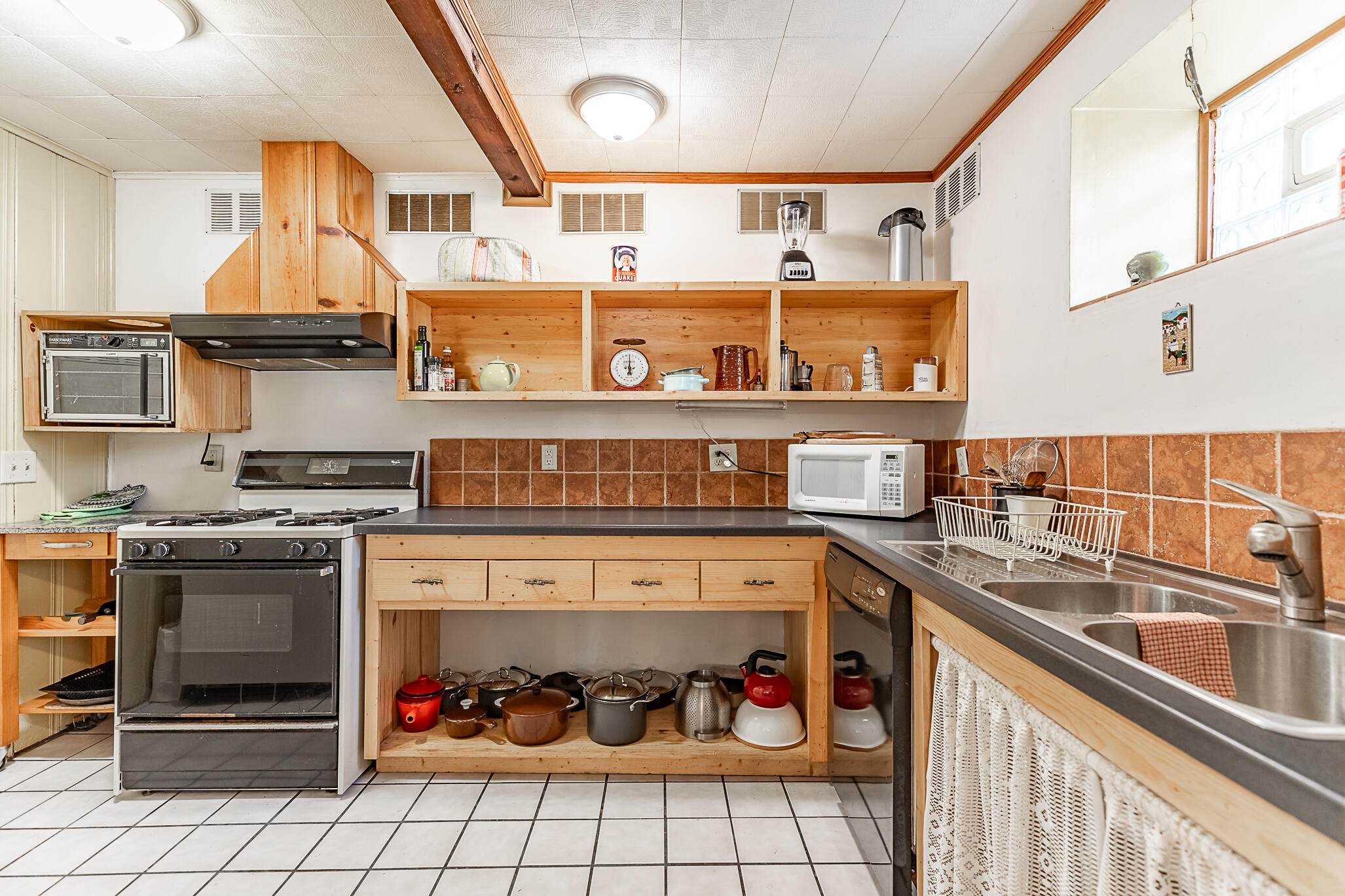 33 S Lake Shore County Road, Beverly Shores, IN 46301; Image #14