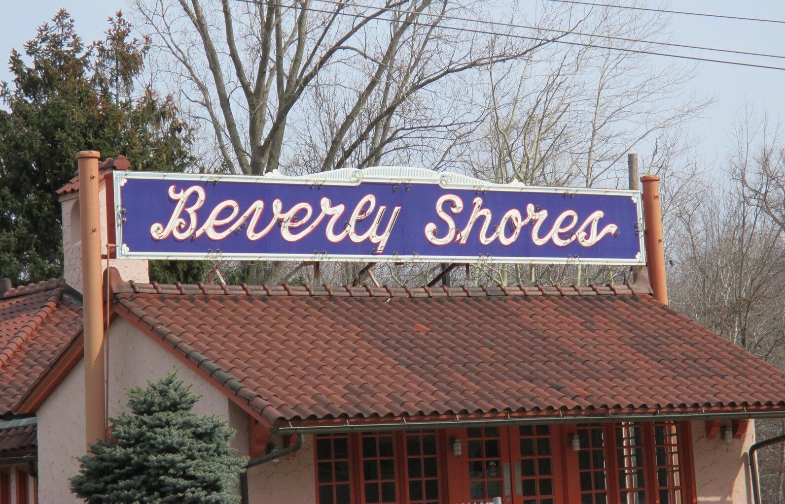 33 S Lake Shore County Road, Beverly Shores, IN 46301; Image #59