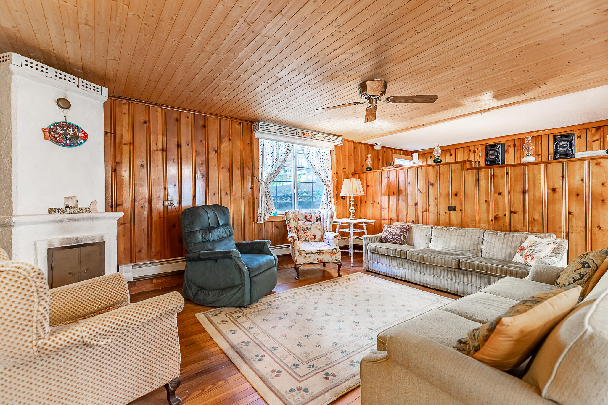 33 S Lake Shore County Road, Beverly Shores, IN 46301; Image #9