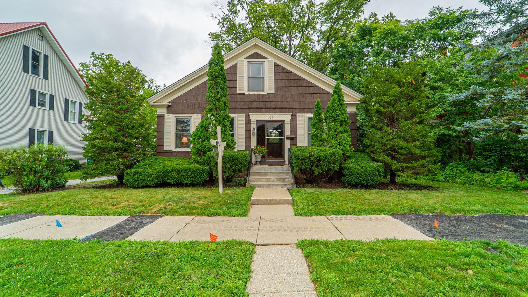 1025 Indiana Avenue, La Porte, IN 46350; Image #3