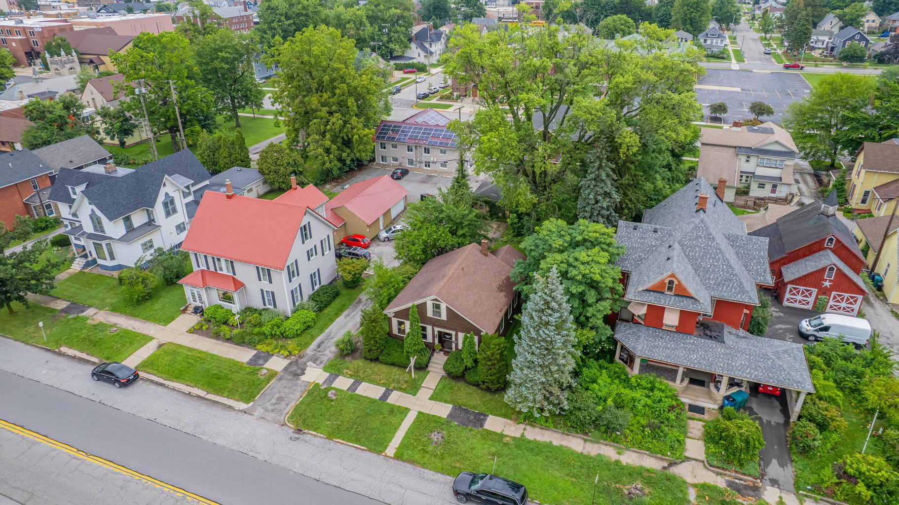 1025 Indiana Avenue, La Porte, IN 46350; Image #4