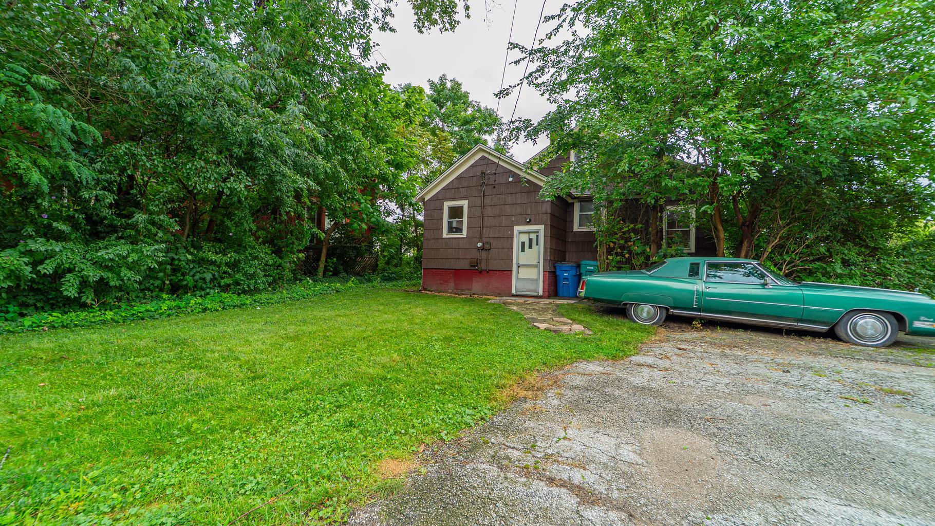 1025 Indiana Avenue, La Porte, IN 46350; Image #6