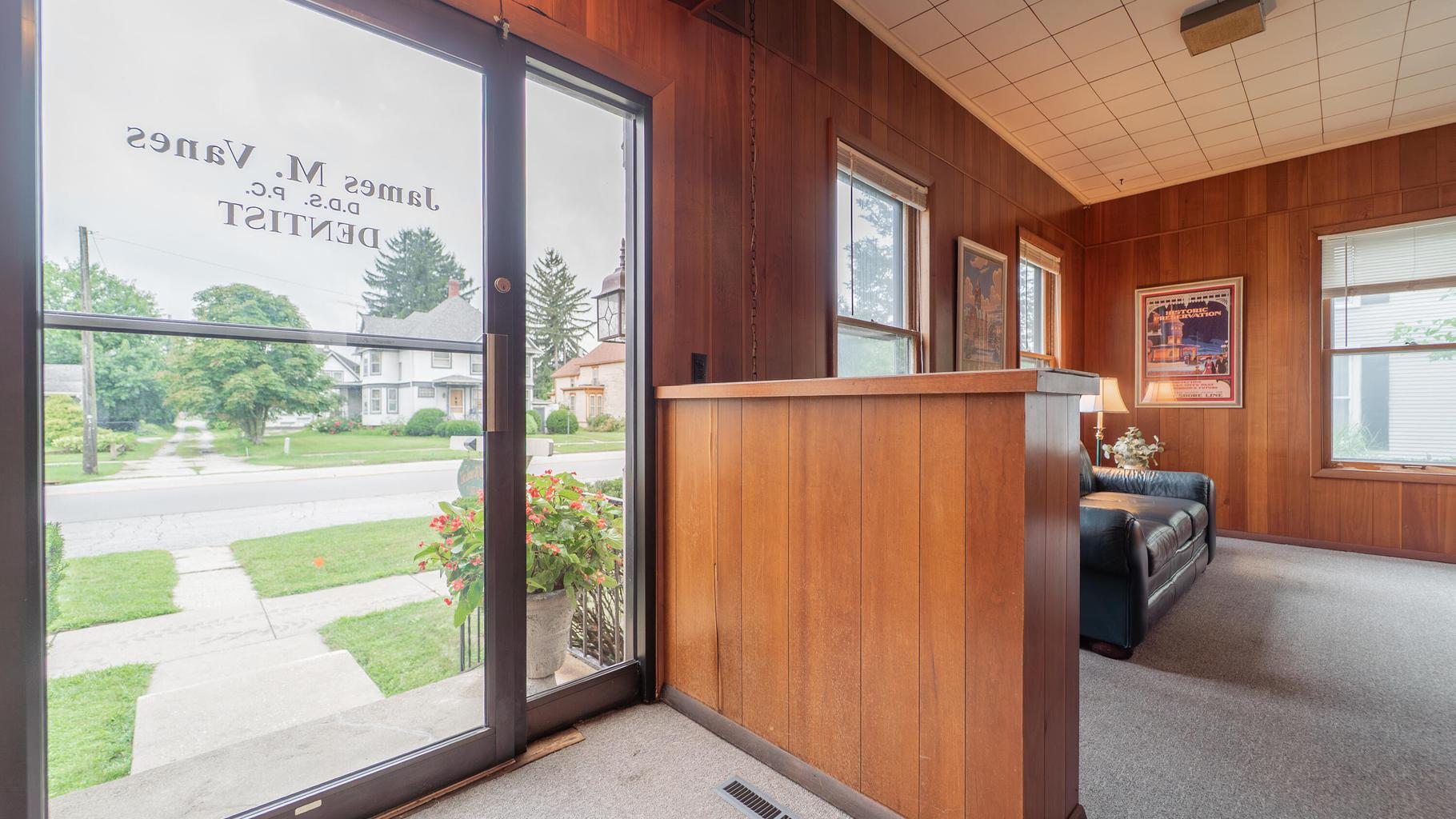 1025 Indiana Avenue, La Porte, IN 46350; Image #8
