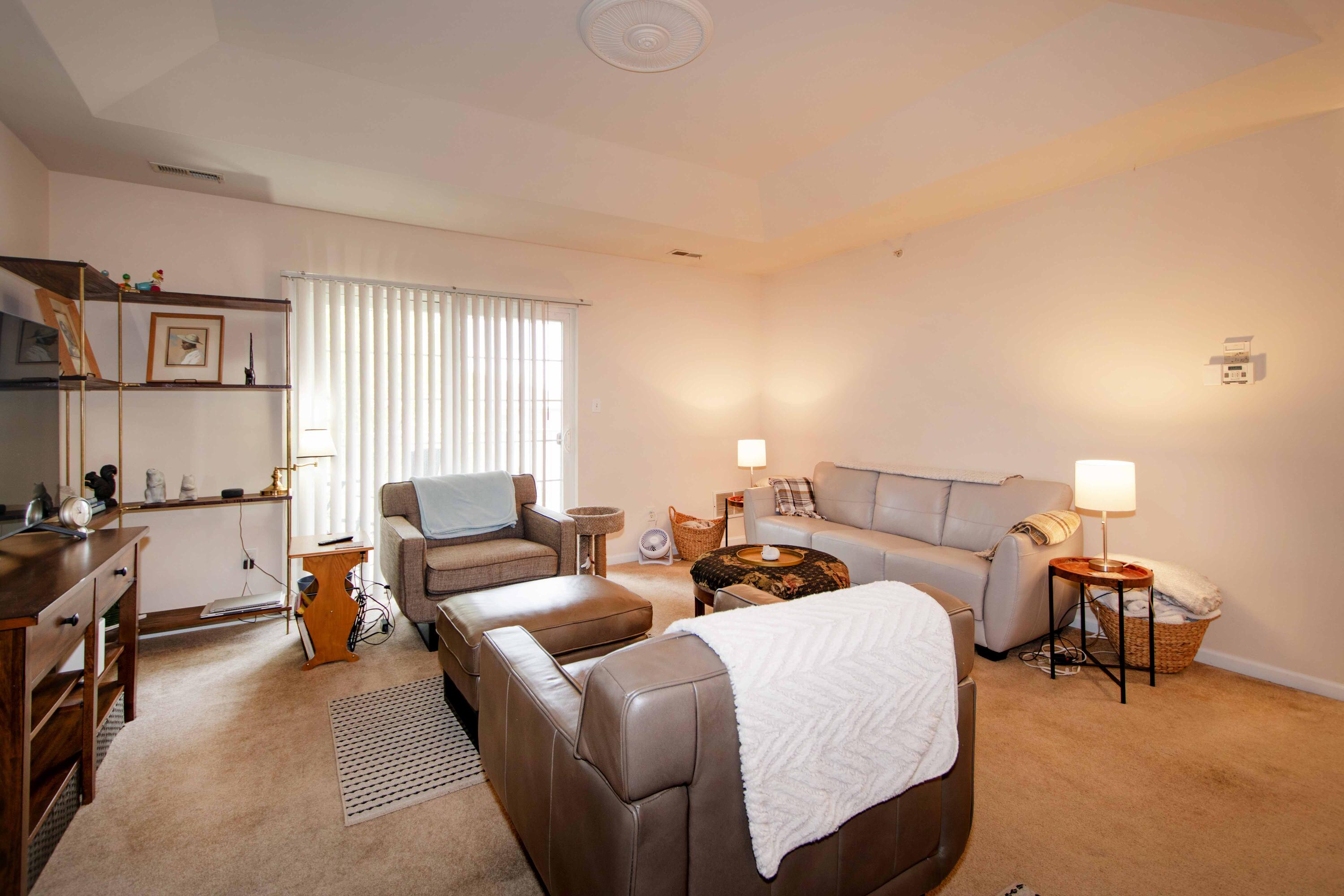 2009 W 75th Place, Merrillville, IN 46410; Image #12