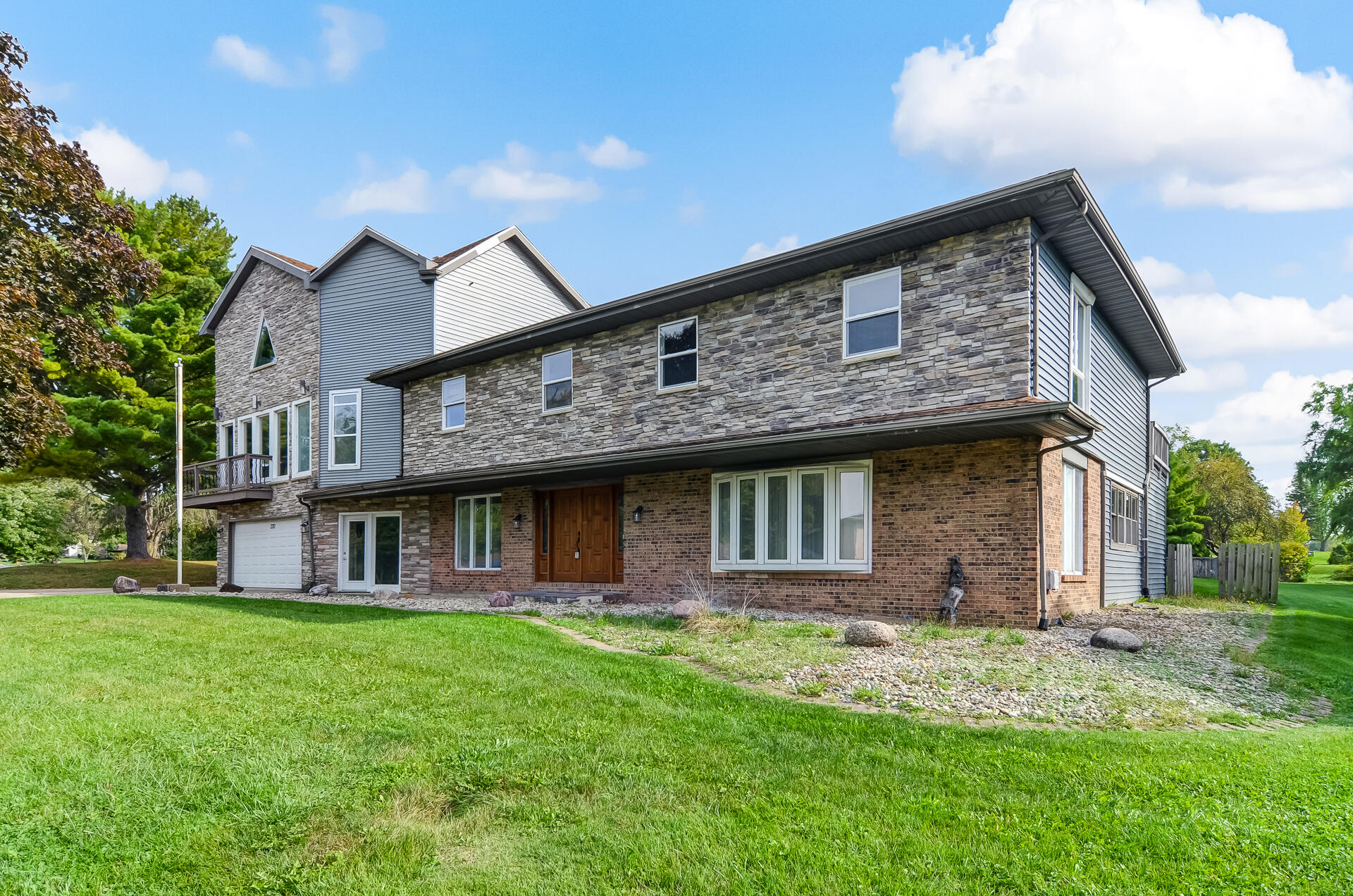 2212 Elm Tree Lane, Crown Point, IN 46307; Image #2