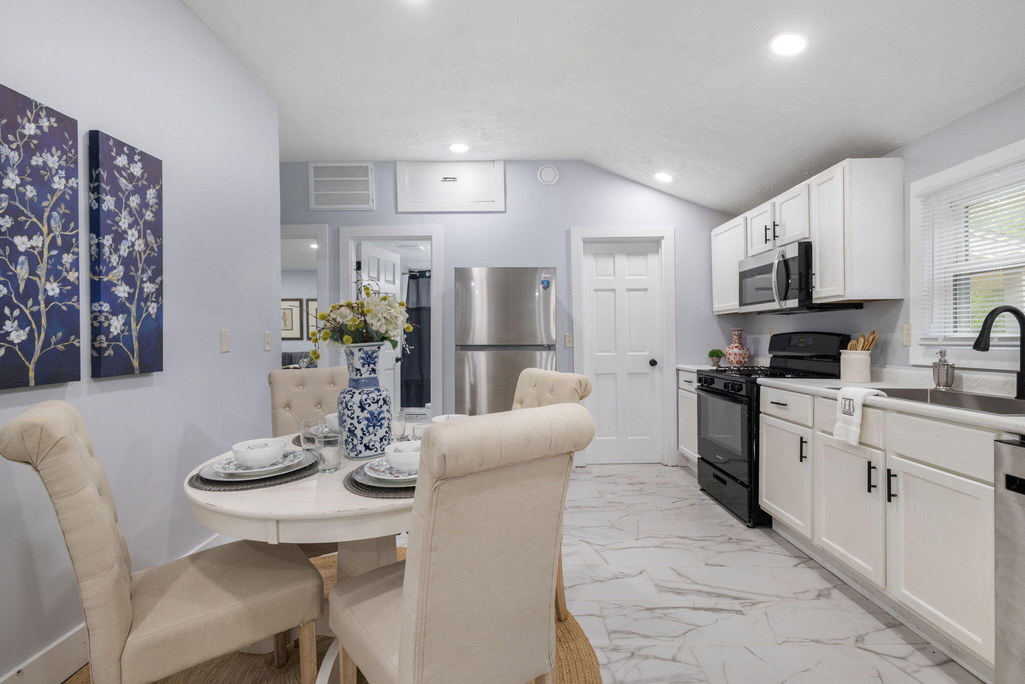 7323 E Pansy Lane, New Carlisle, IN 46552; Image #5
