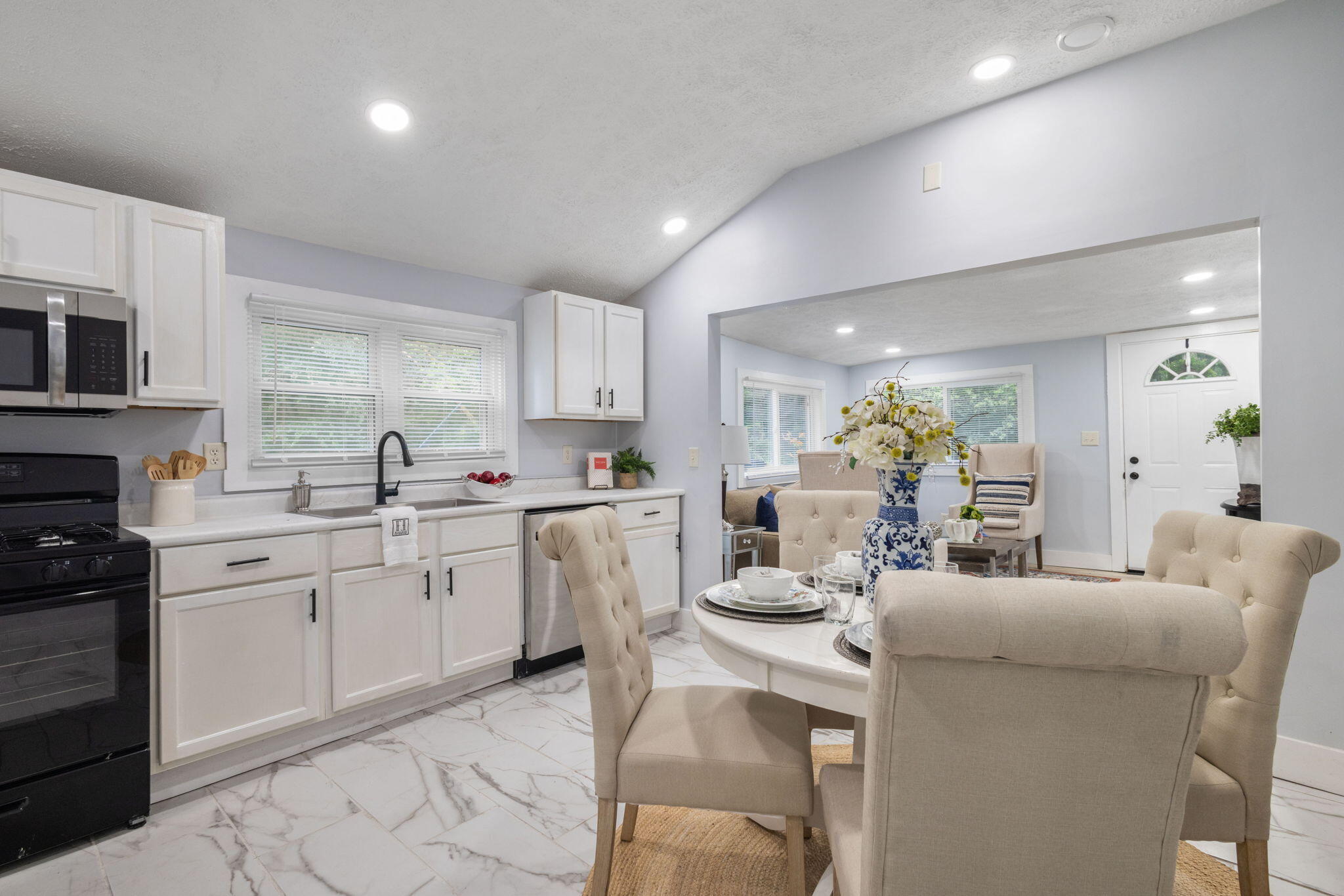7323 E Pansy Lane, New Carlisle, IN 46552; Image #7