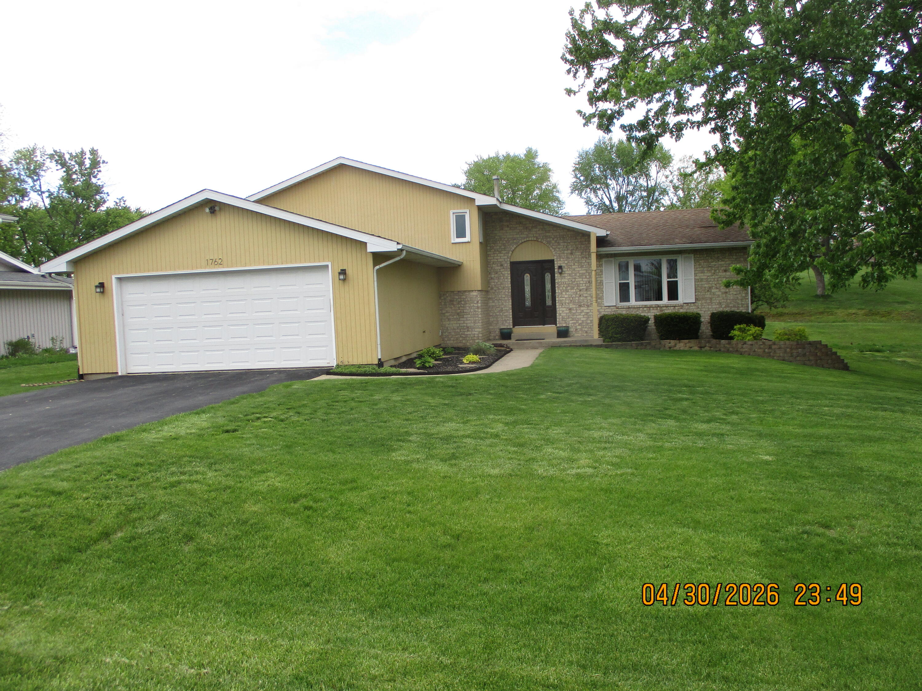 1762 Broadacre Road, Crown Point, IN 46307; Image #2